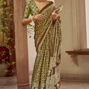 green-geometric-ajrakh-printed-satin-saree-with-tassels-4