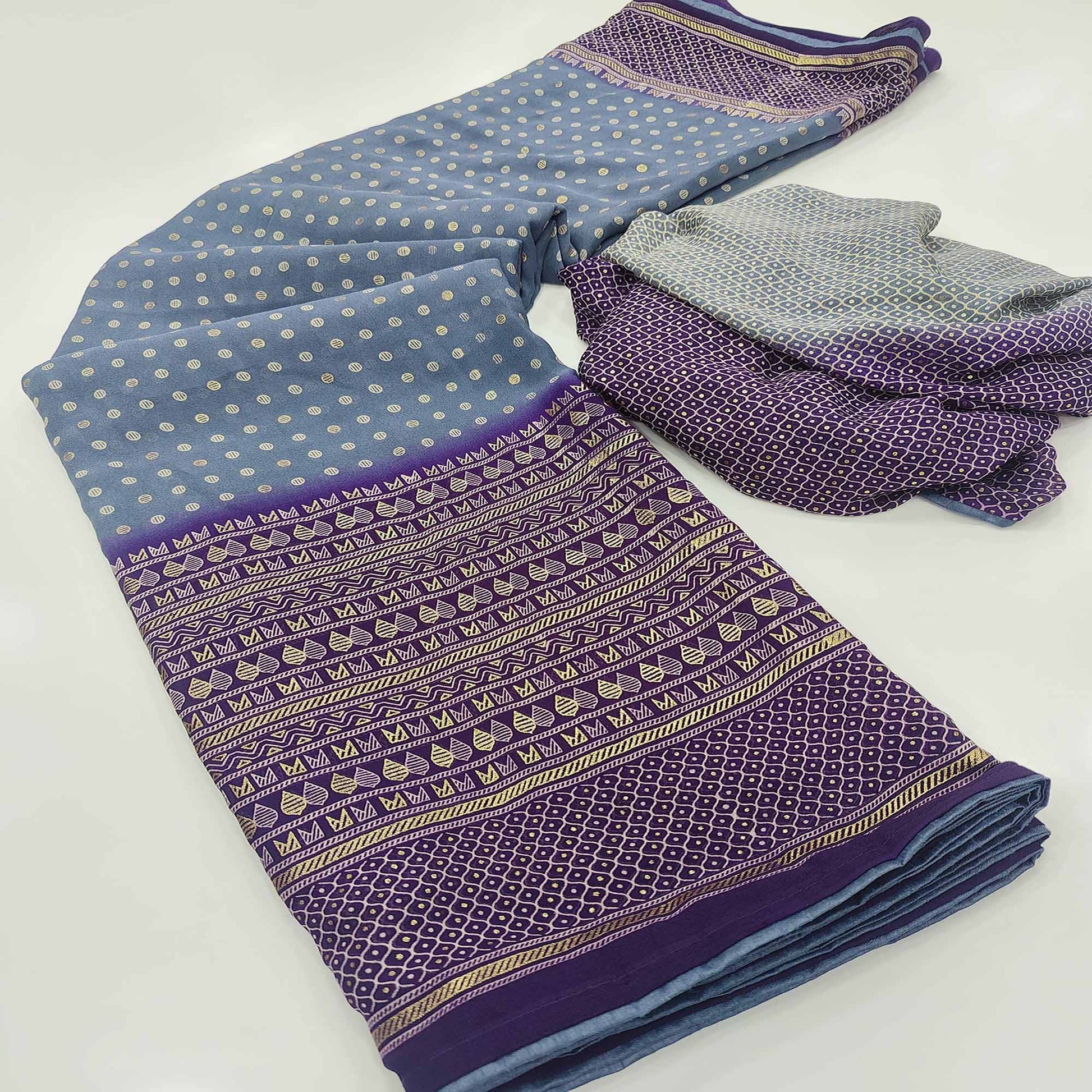 grey-foil-printed-georgette-saree-4