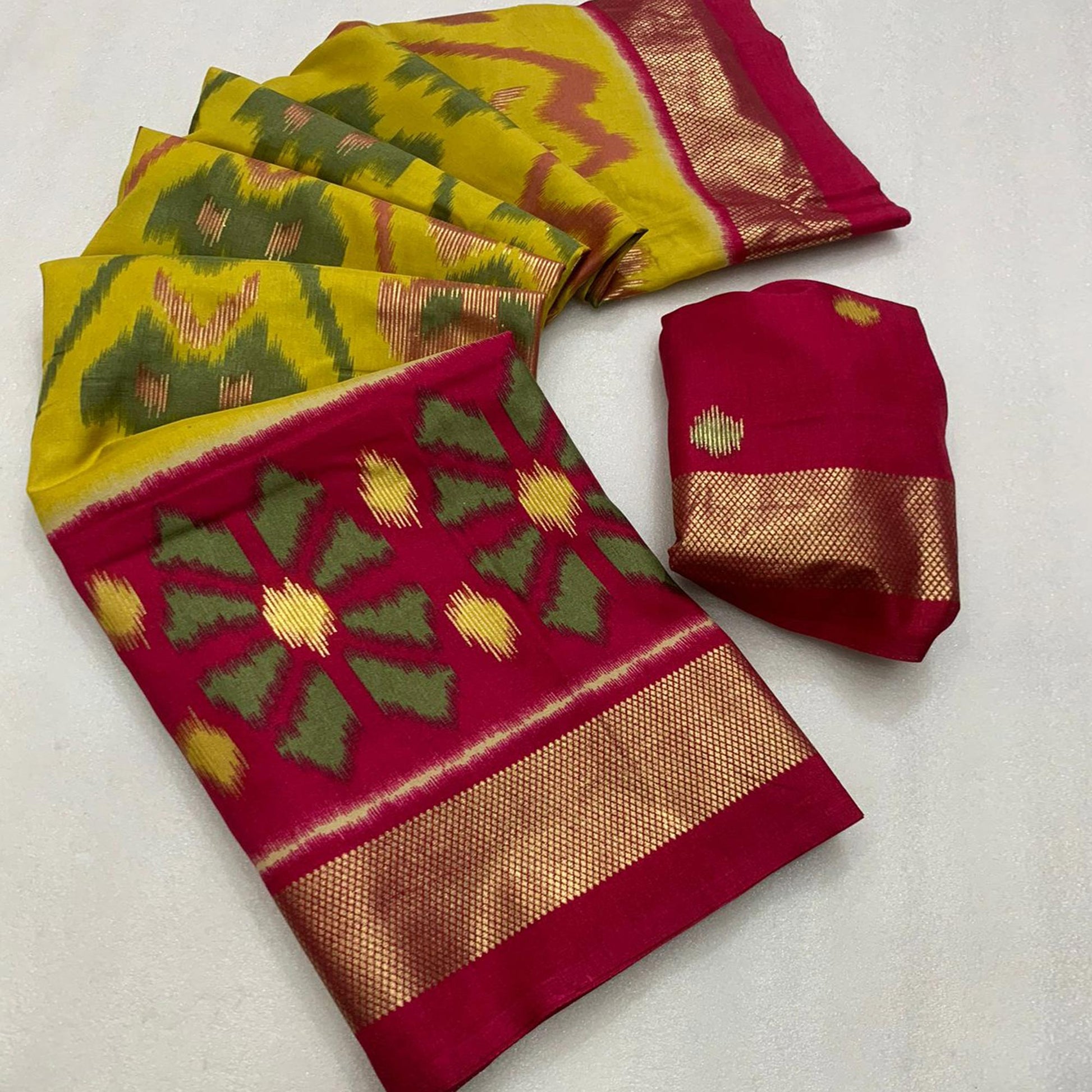 green-rani-pink-ikkat-foil-printed-dola-silk-saree