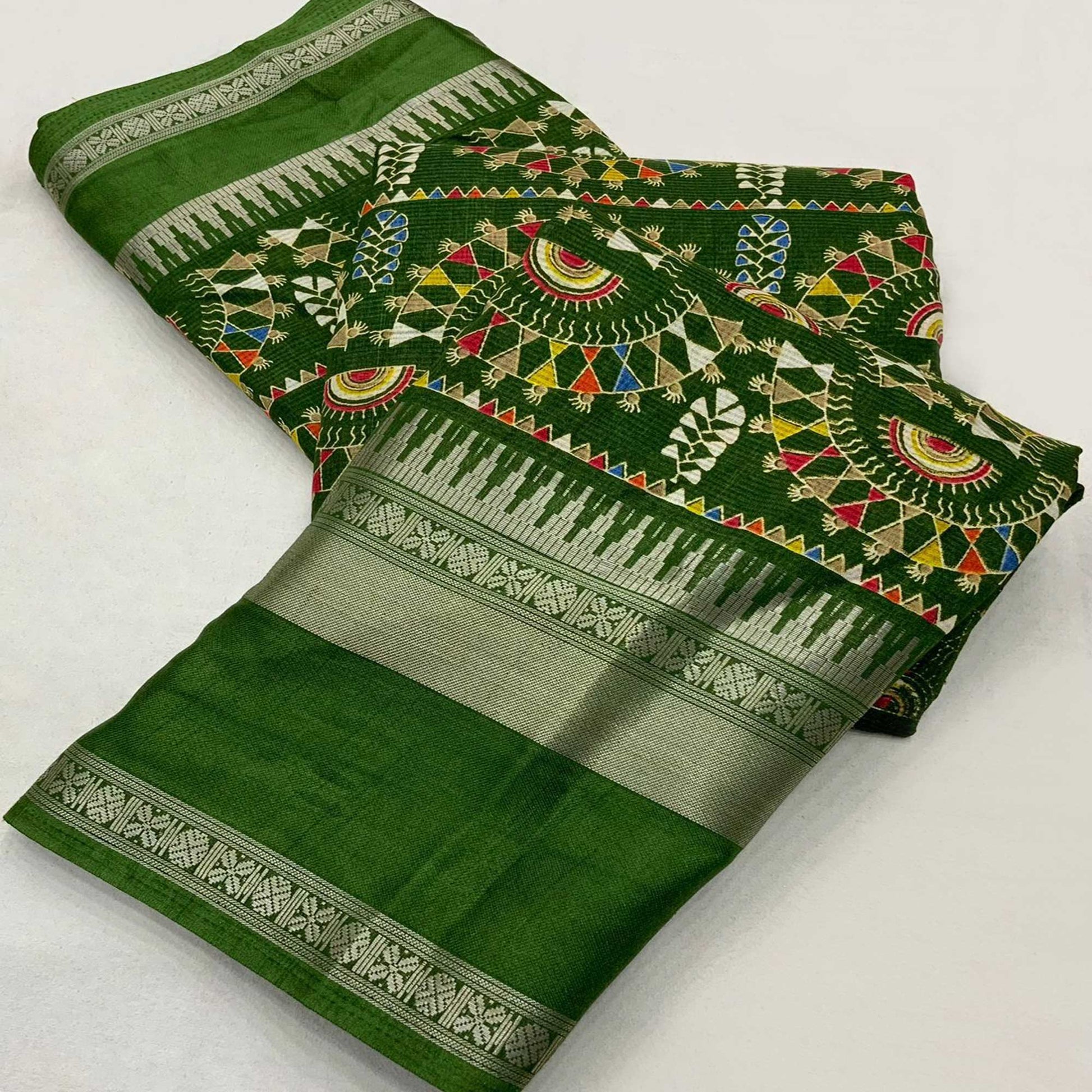 mehndi-green-warli-printed-crepe-saree-with-zari-border