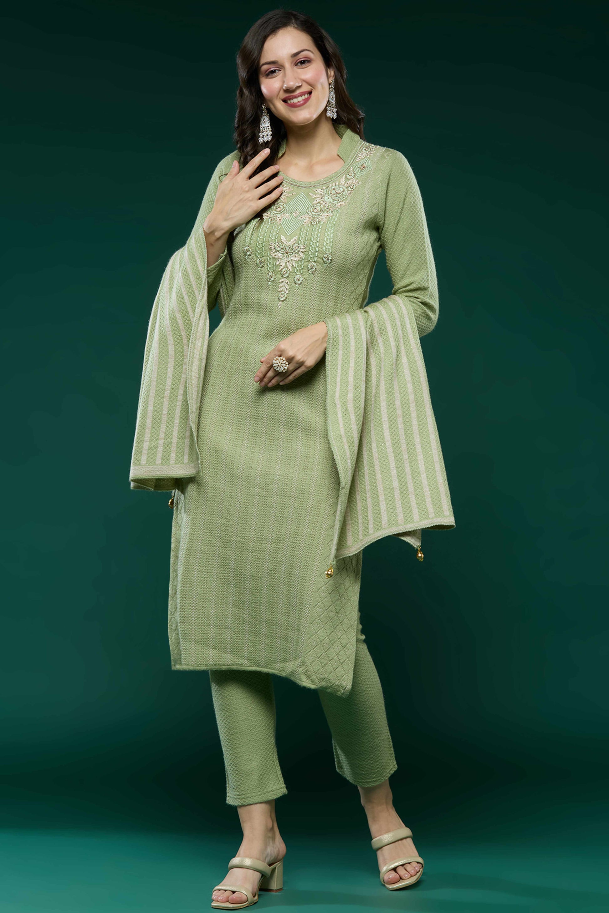 green-embroidered-woolen-straight-salwar-suit