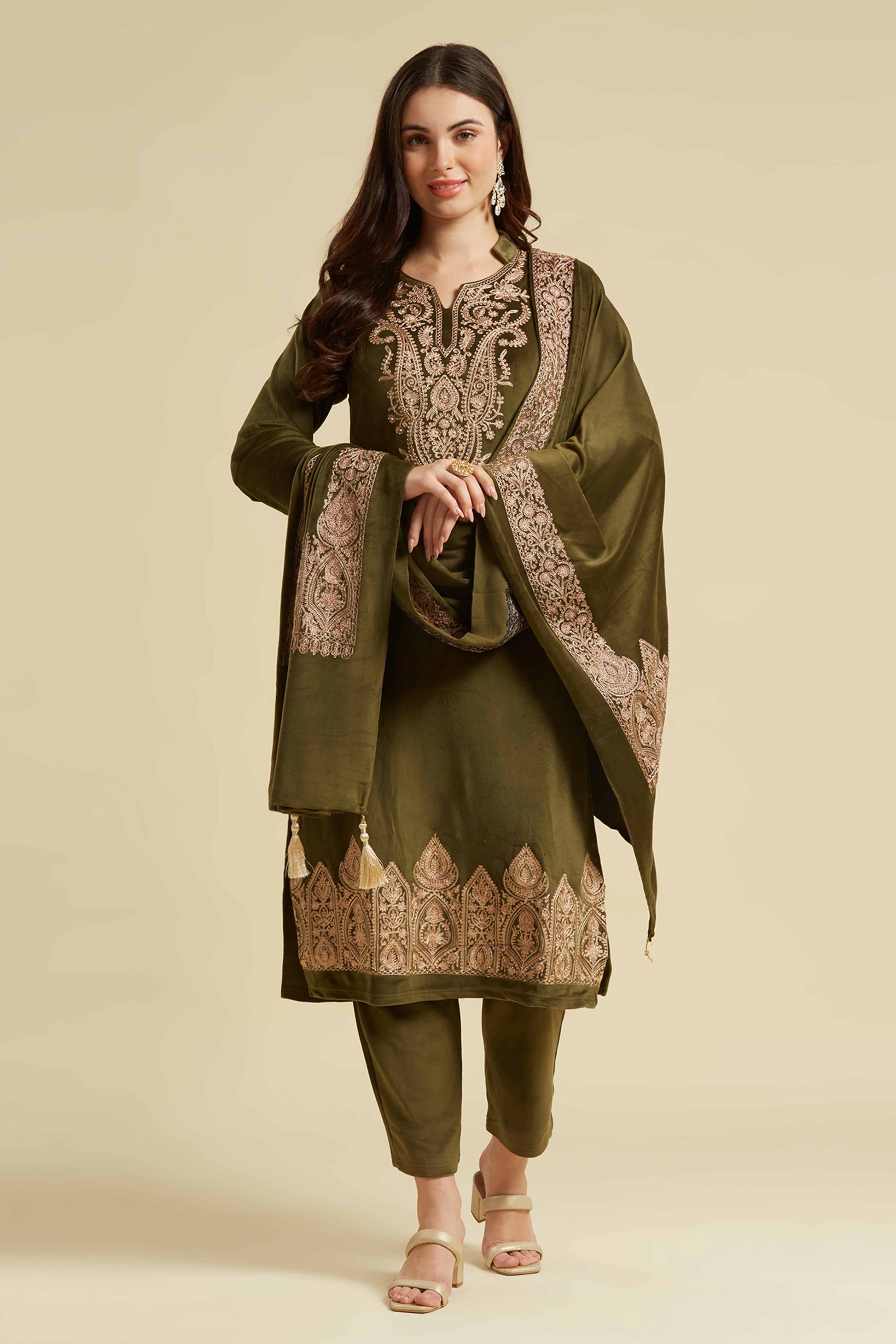 green-embroidered-velvet-straight-salwar-suit-1