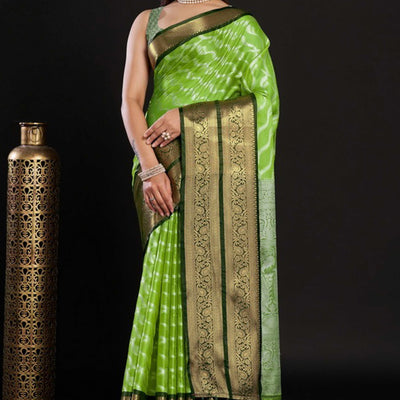 green-zari-weaving-kanjivaram-silk-saree