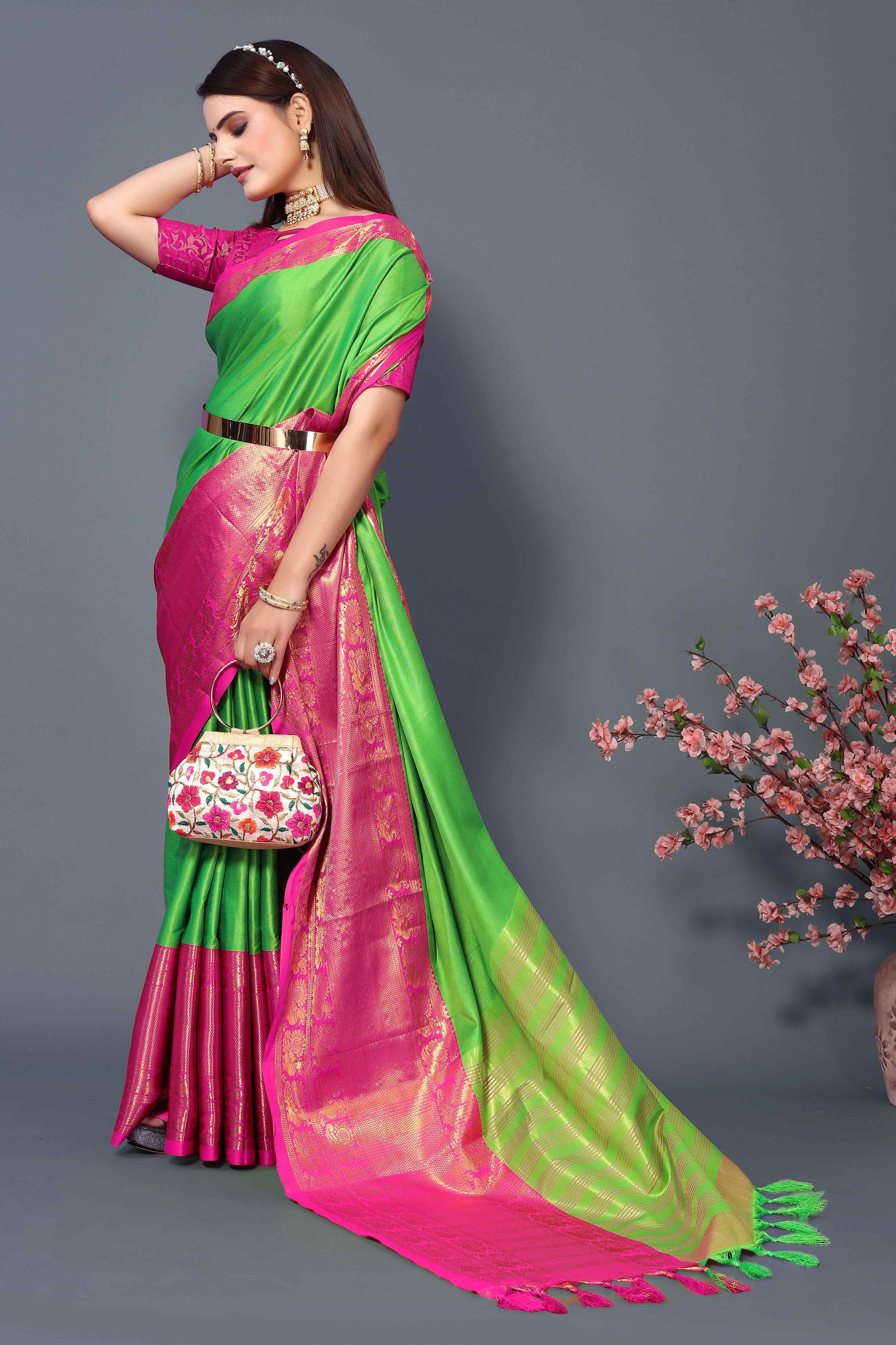 Fresh Green Zari Weaving Cotton Silk Saree