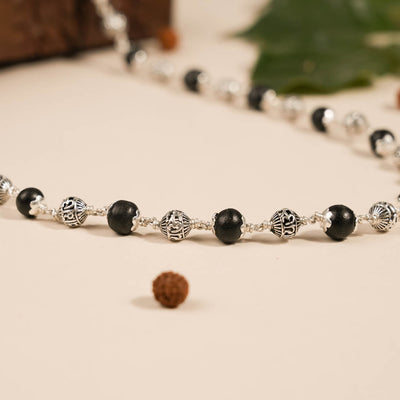KARUNGALI WITH OM NAMAH SHIVAY SILVER BEADS MALA
