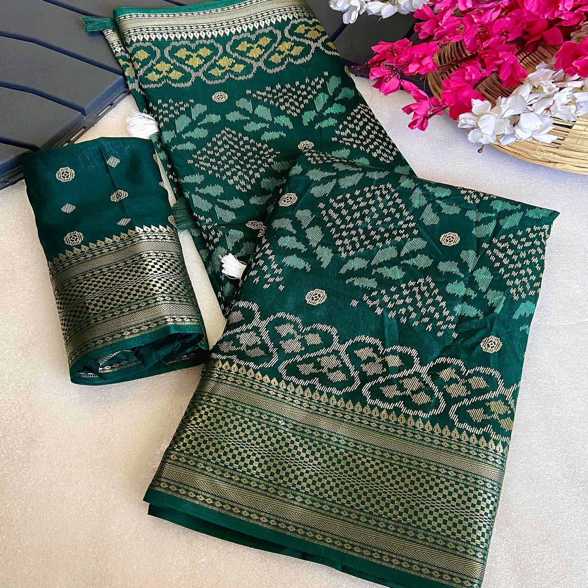 green-ikkat-printed-cotton-silk-saree