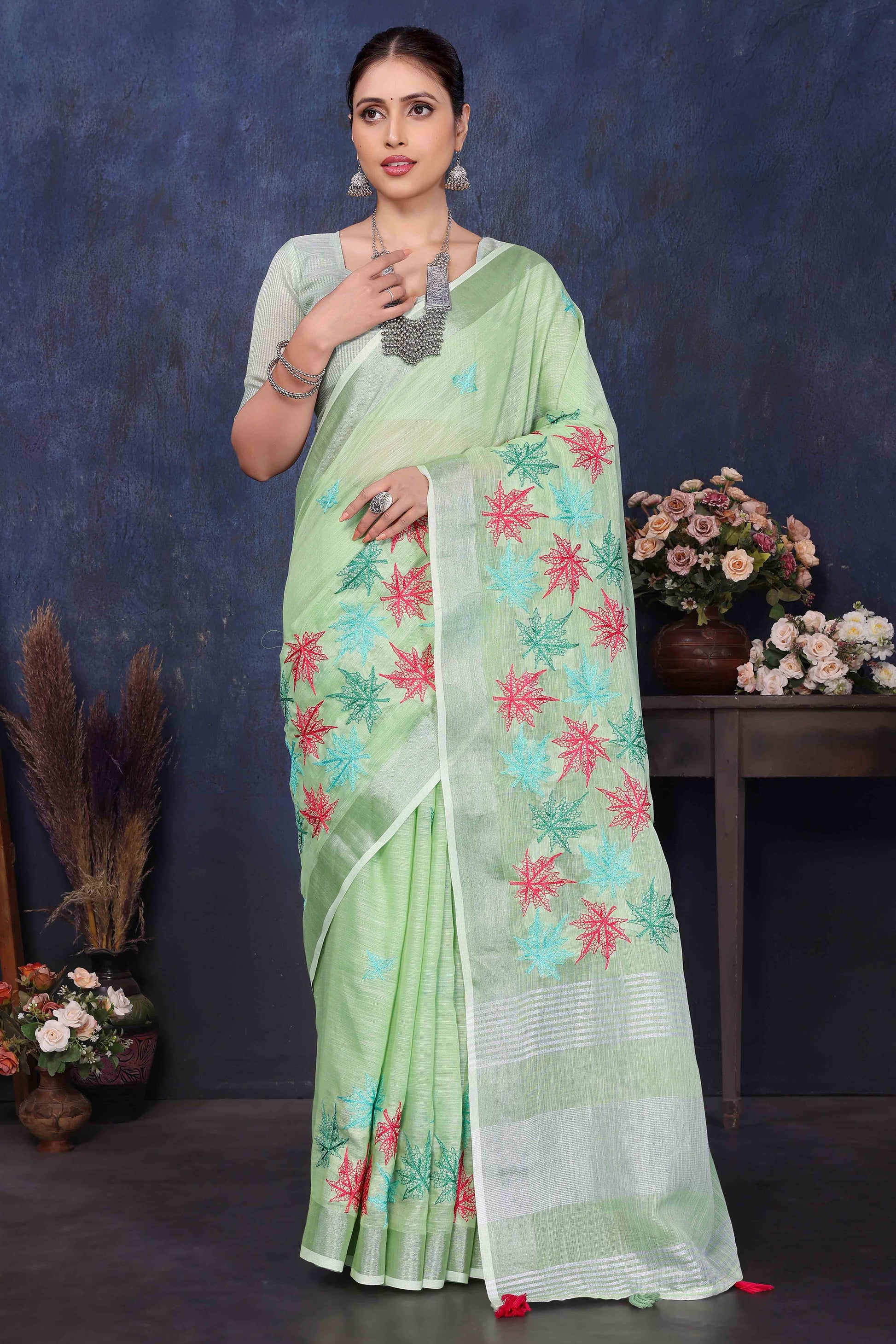 green-floral-embroidered-cotton-silk-saree-42