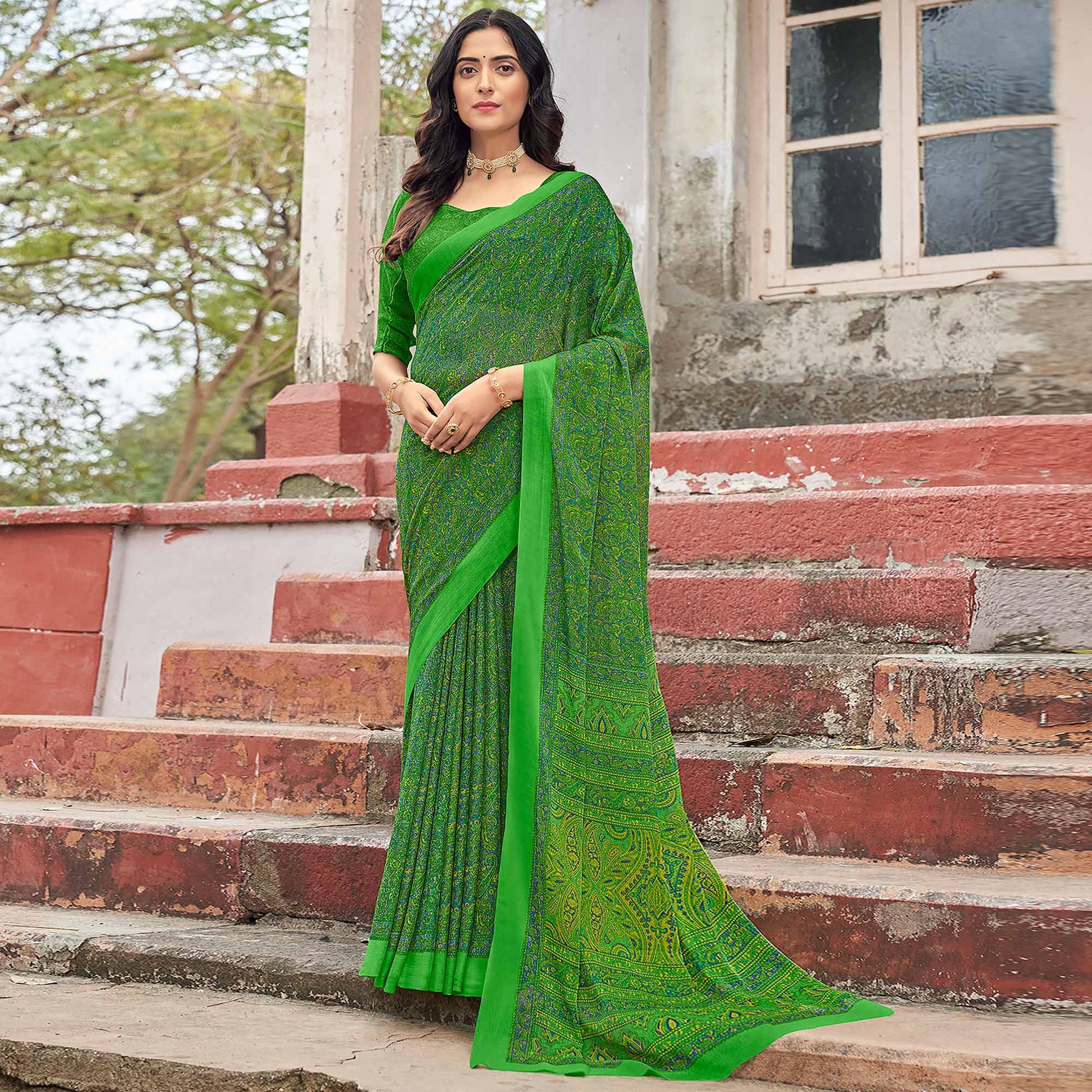 green-floral-printed-chiffon-saree-5