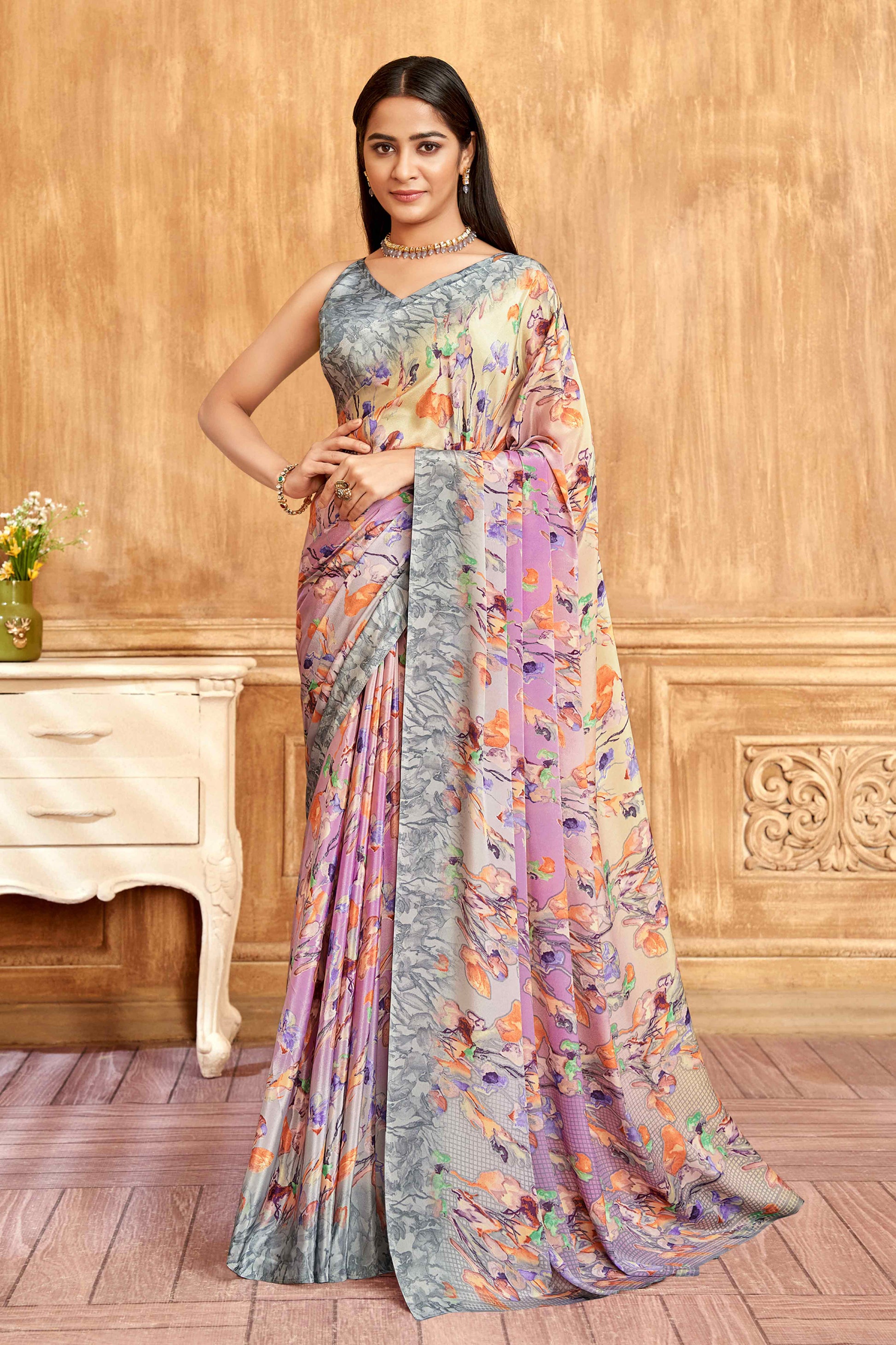 grey-floral-printed-crepe-silk-saree-19