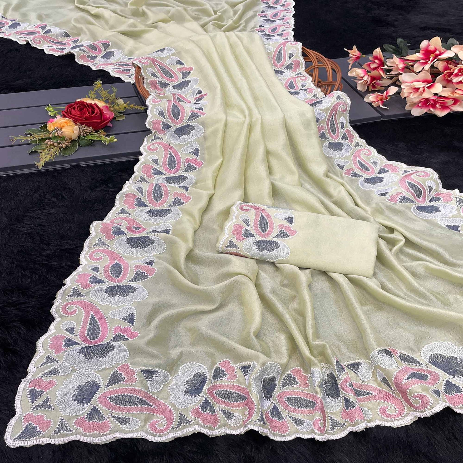 green-floral-embroidered-vichitra-silk-saree-4