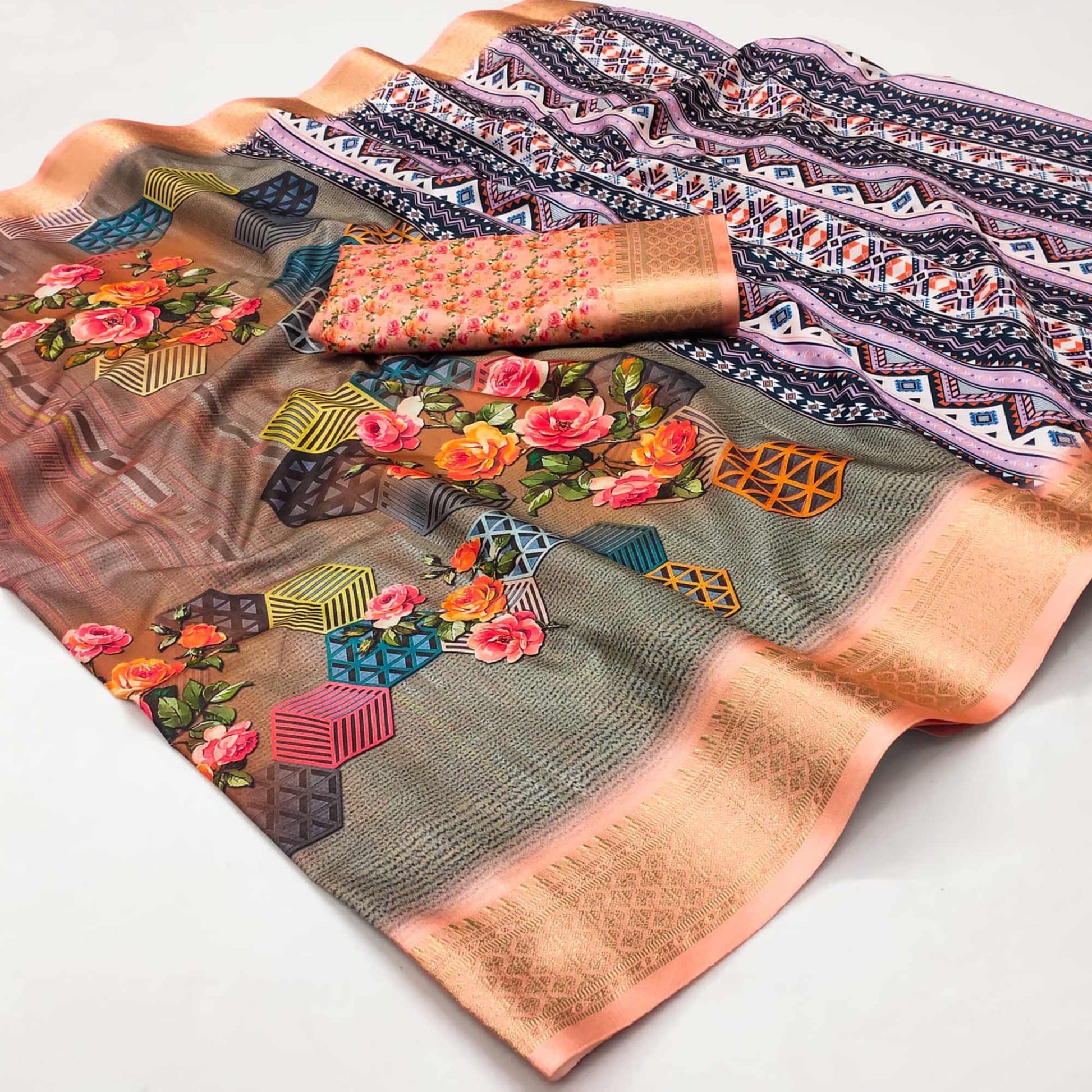 green-peach-digital-printed-cotton-silk-saree-with-jacquard-border