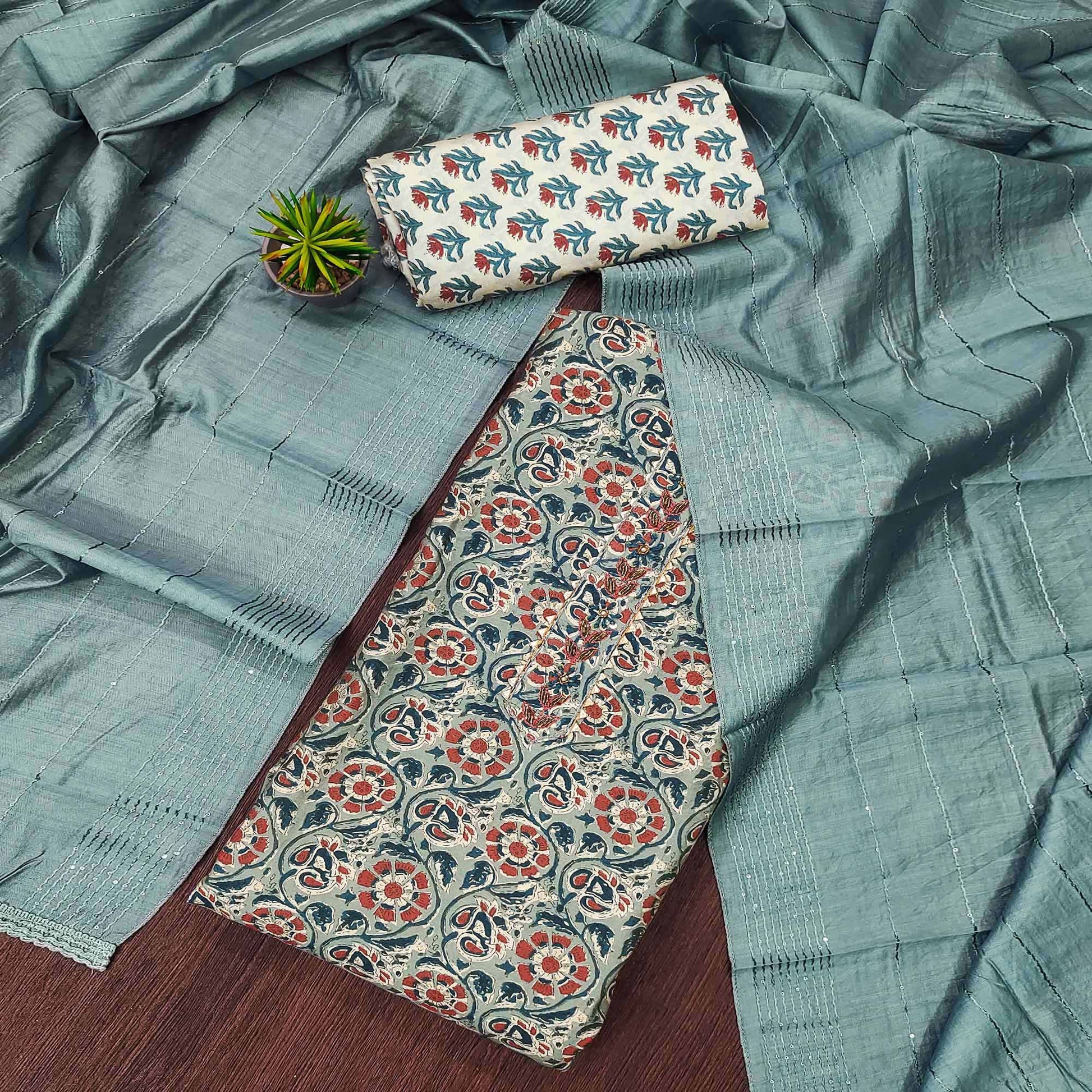 17grey-foil-printed-cotton-silk-dress-material