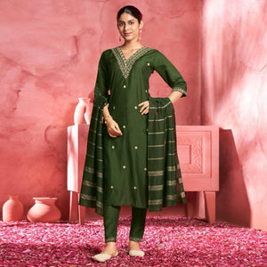 green-floral-embroidered-viscose-salwar-suit