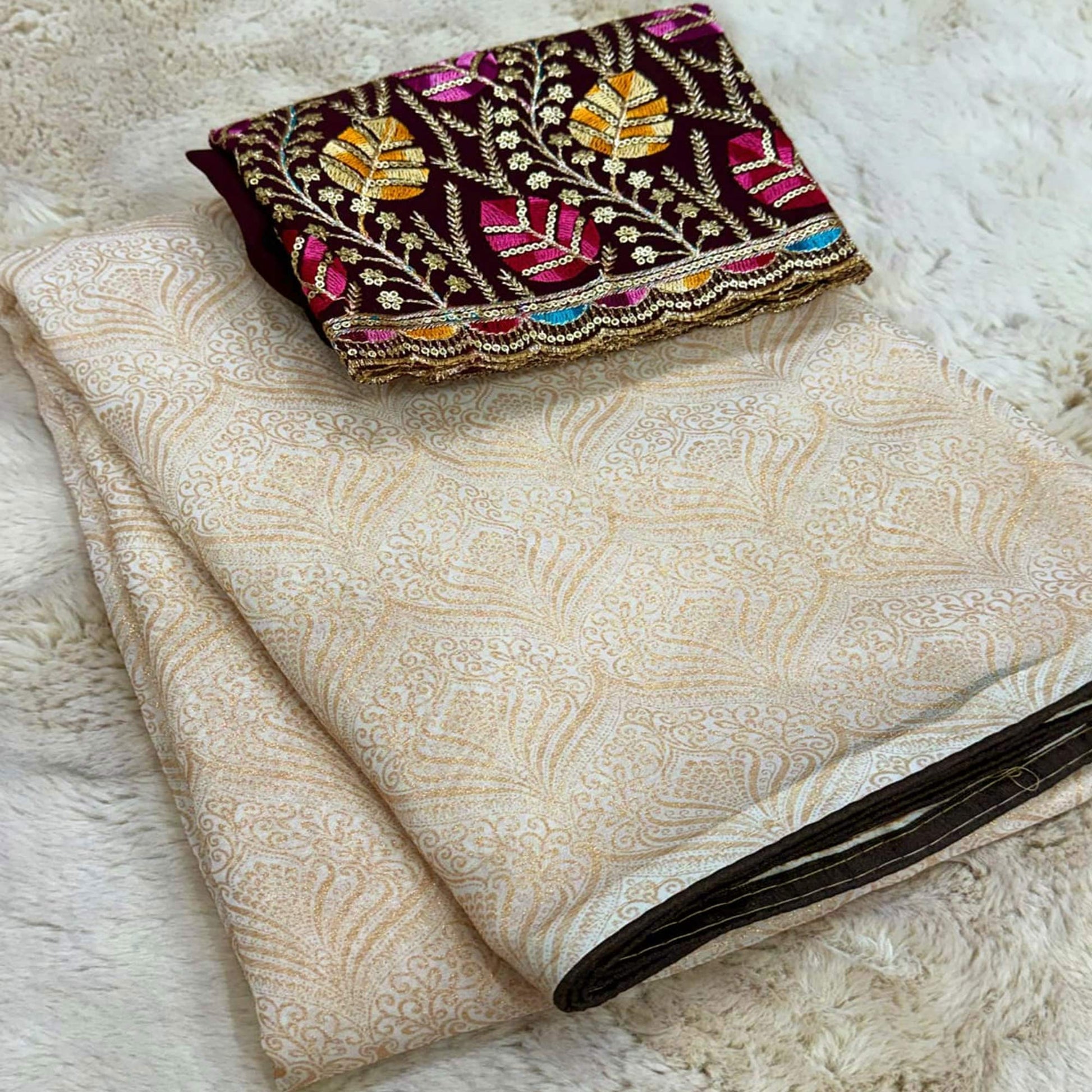 Cream Floral Printed Georgette Saree