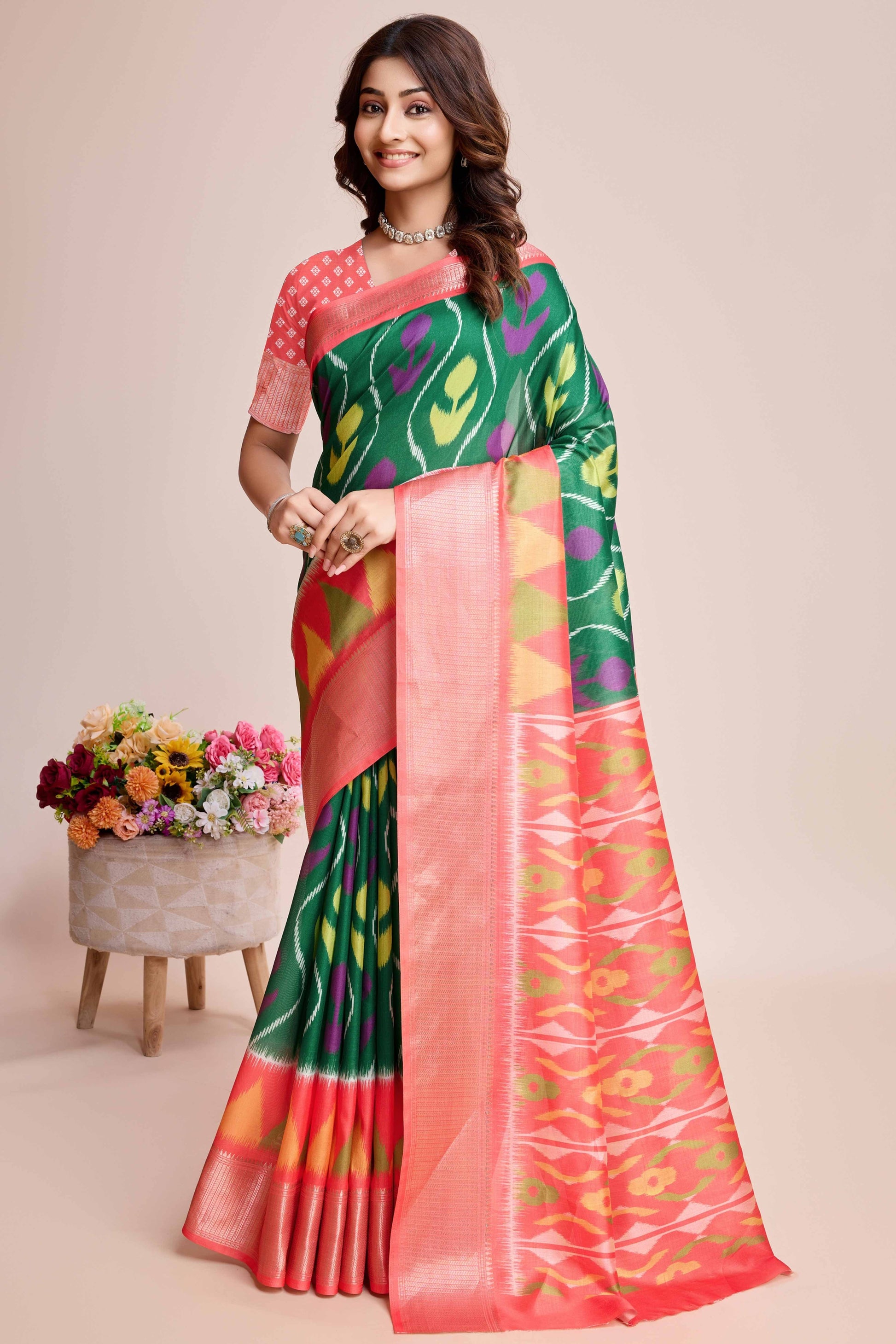 green-patola-printed-dola-silk-saree-6