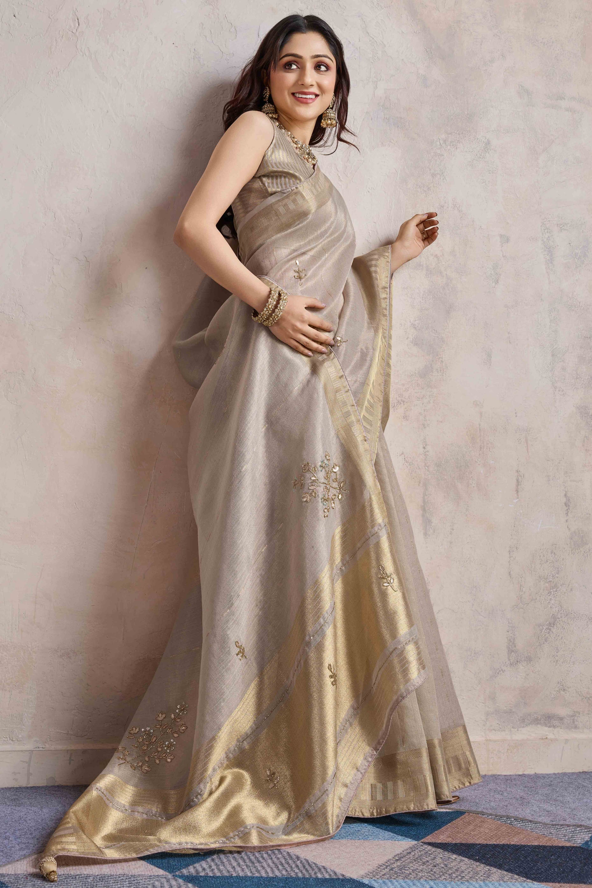 grey-beads-work-woven-linen-slub-saree