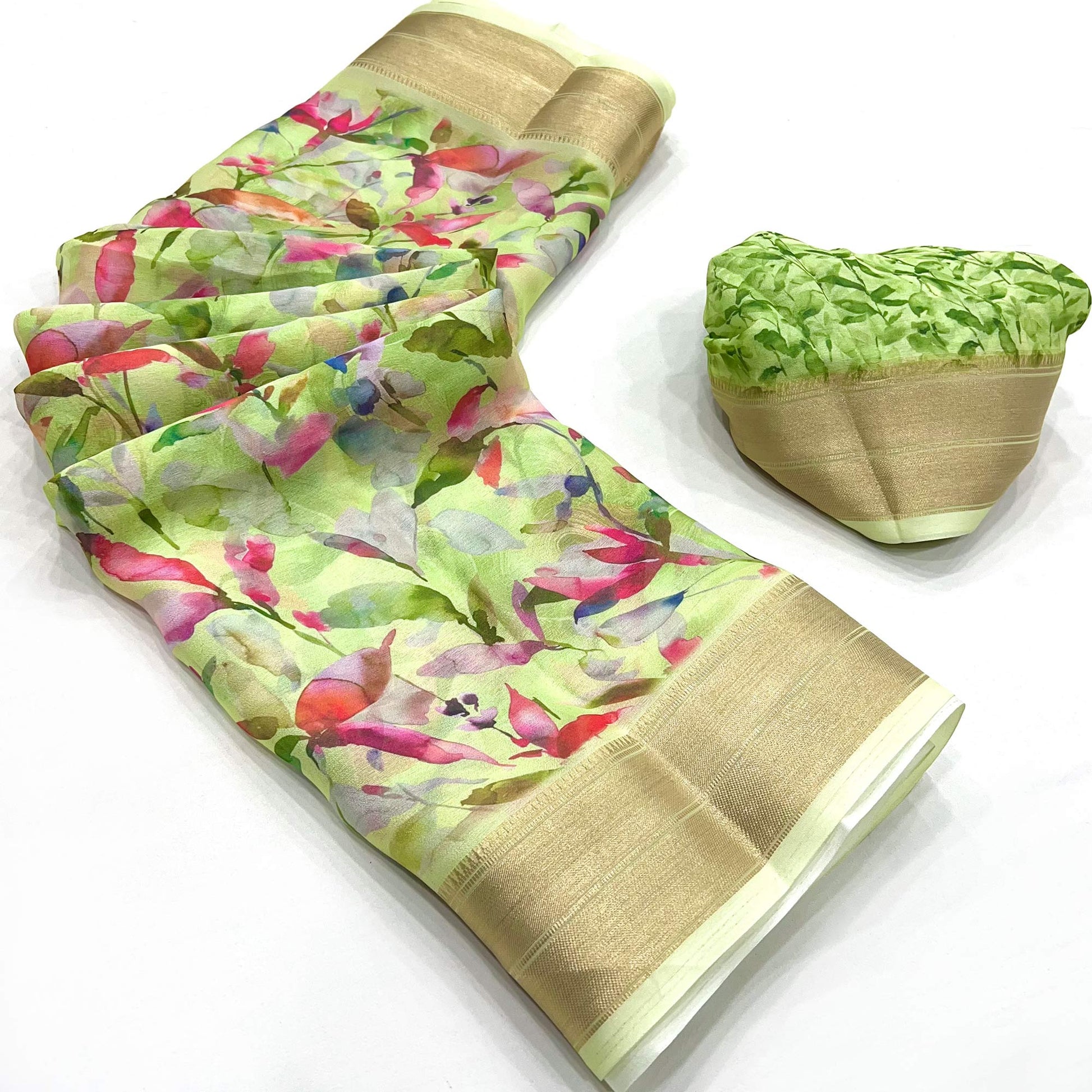 green-floral-digital-printed-georgette-saree-with-zari-border-2