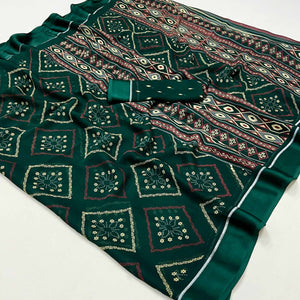green-floral-printed-georgette-saree-with-fancy-zari-border-4