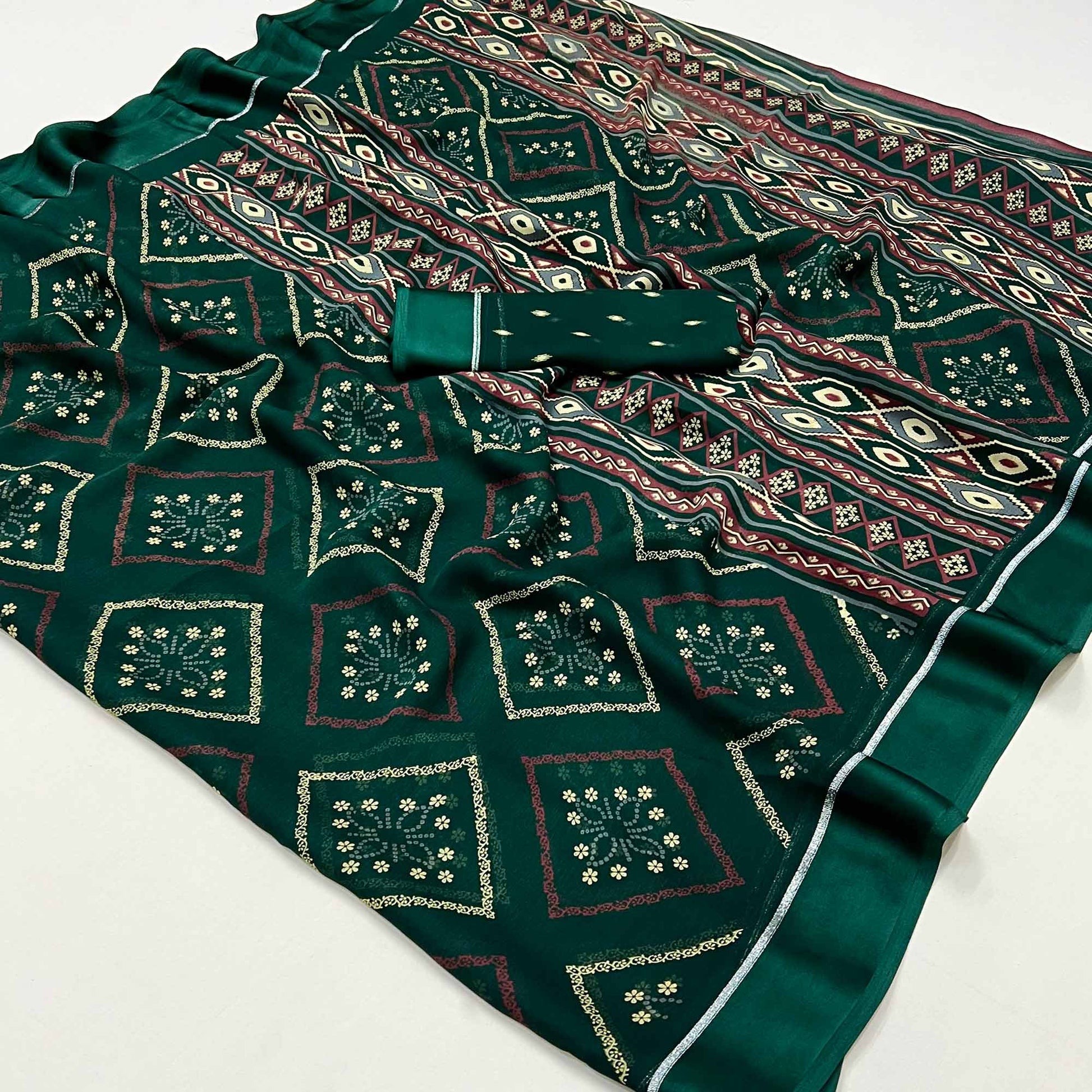 green-floral-printed-georgette-saree-with-fancy-zari-border-4