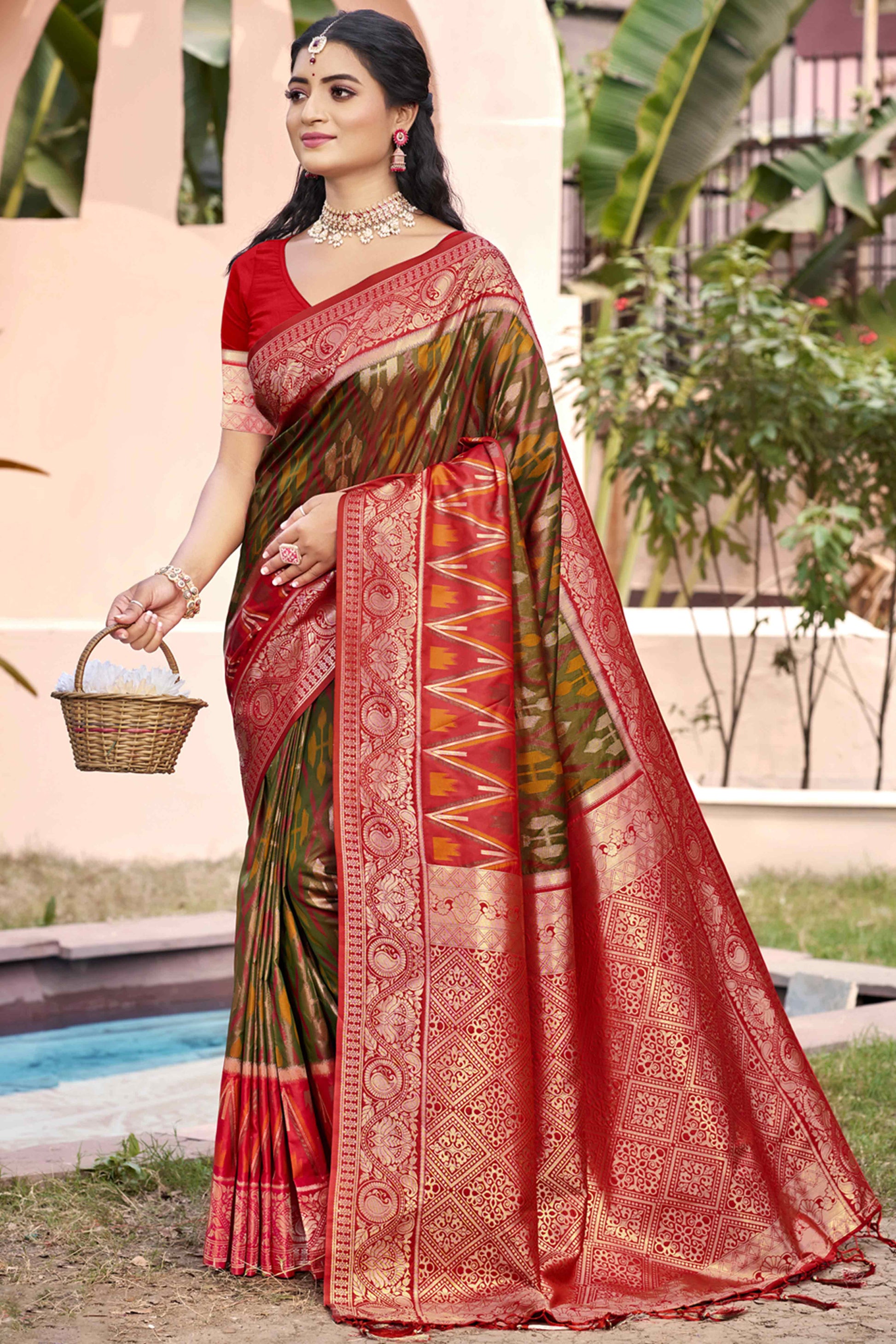 green-red-woven-cotton-silk-saree-with-tassels