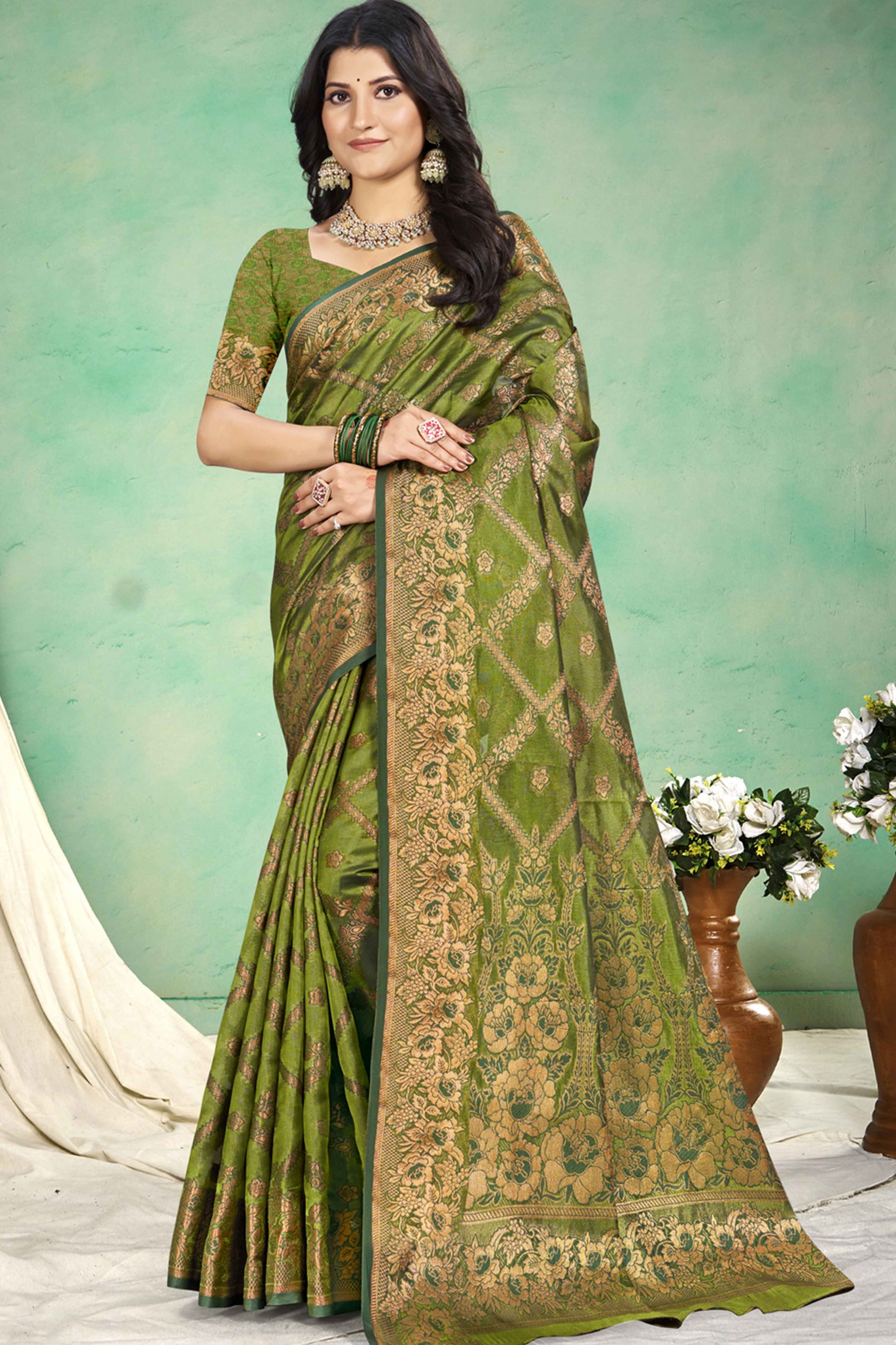 Mehendi Green Floral Woven Cotton Silk Saree