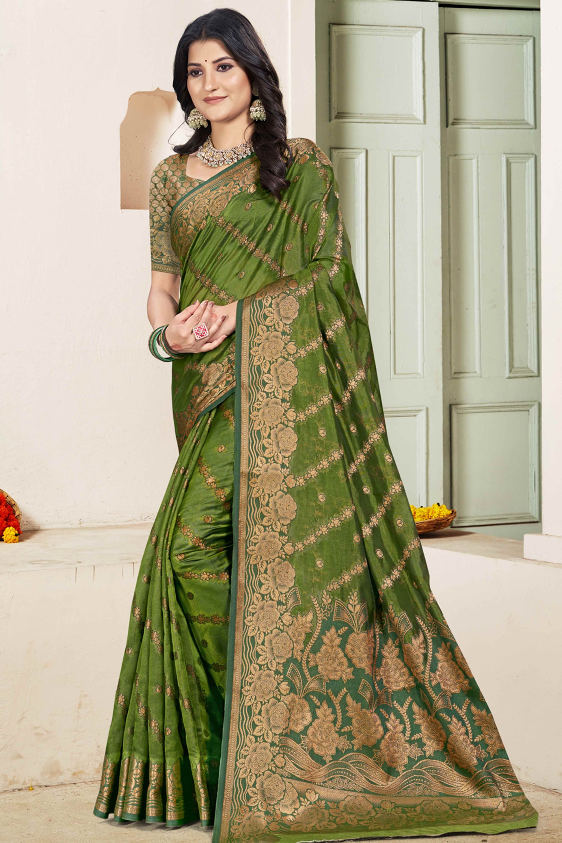 Mehendi Green Floral Woven Cotton Silk Saree