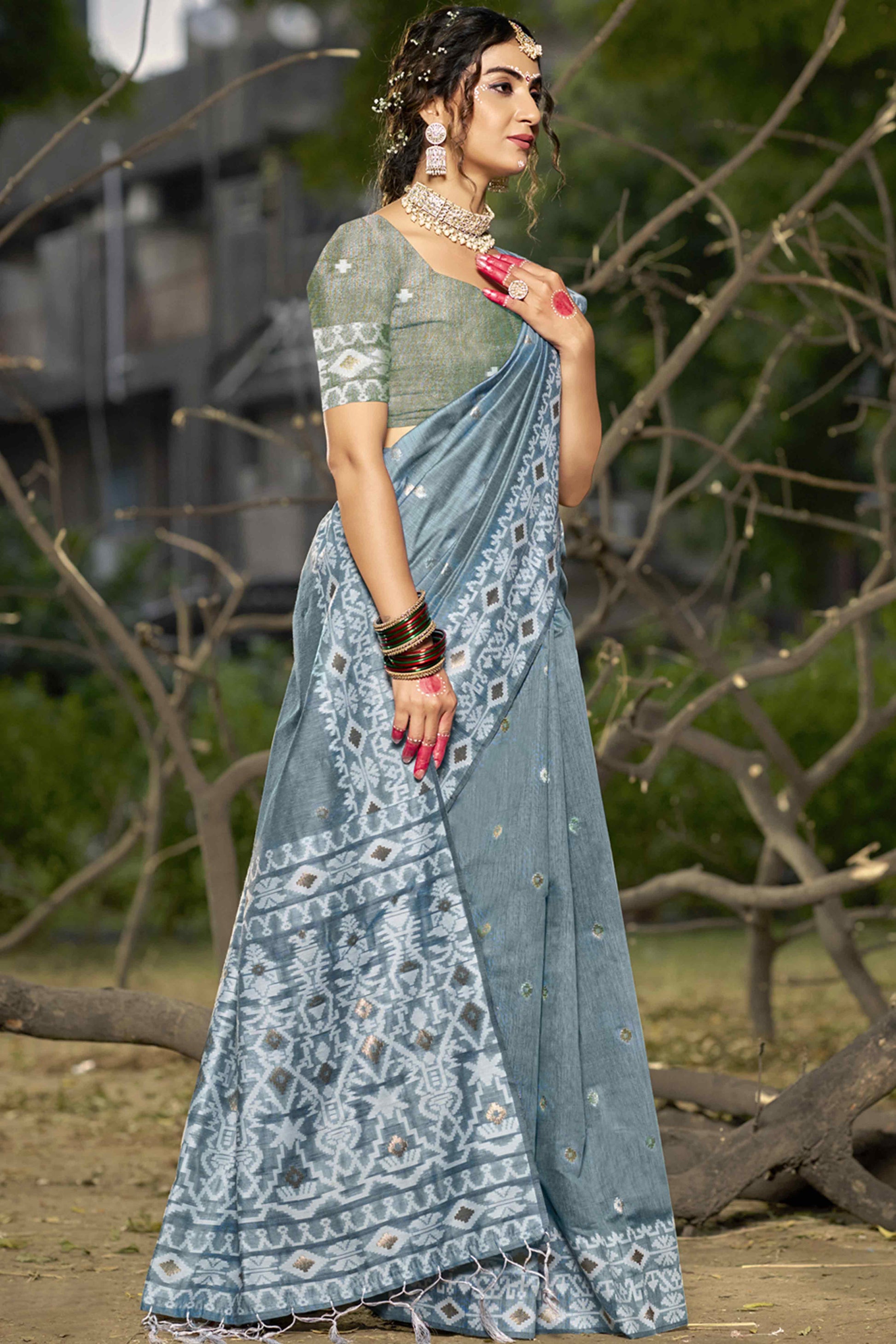 Grey Woven Linen Cotton Saree With Tassels