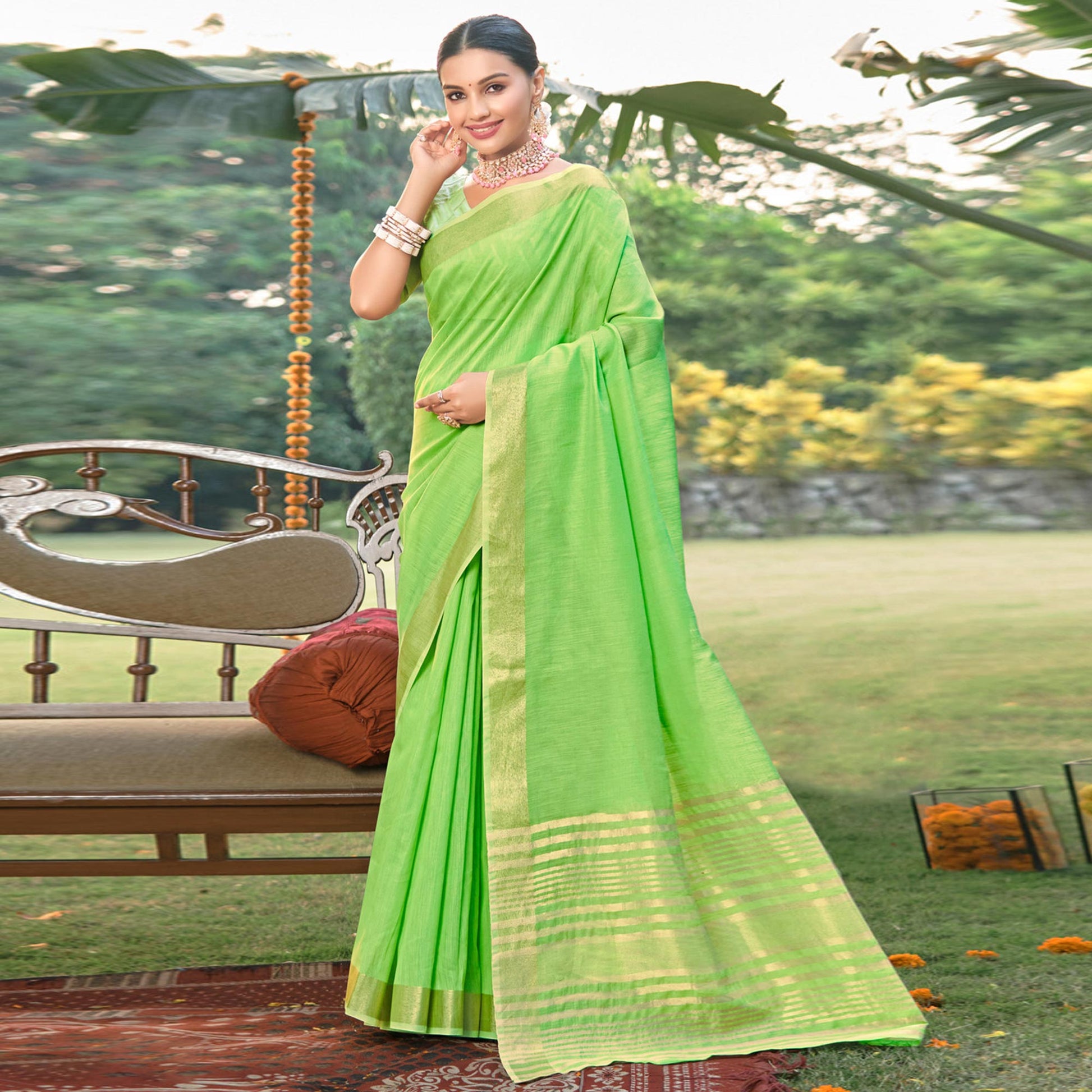green-woven-cotton-blend-saree