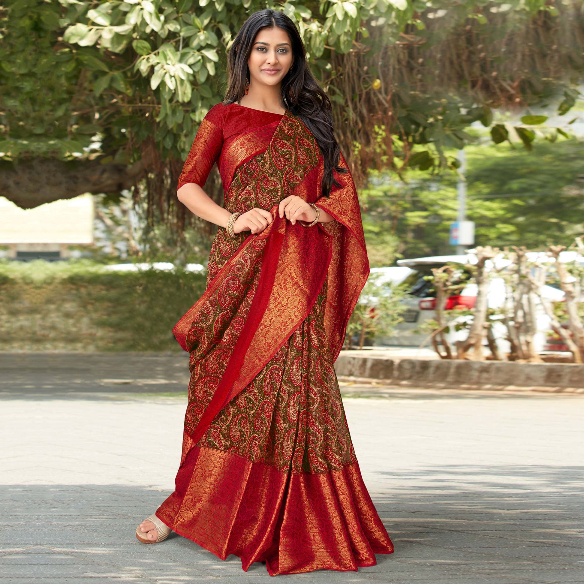 green-red-printed-with-woven-border-pure-cotton-saree