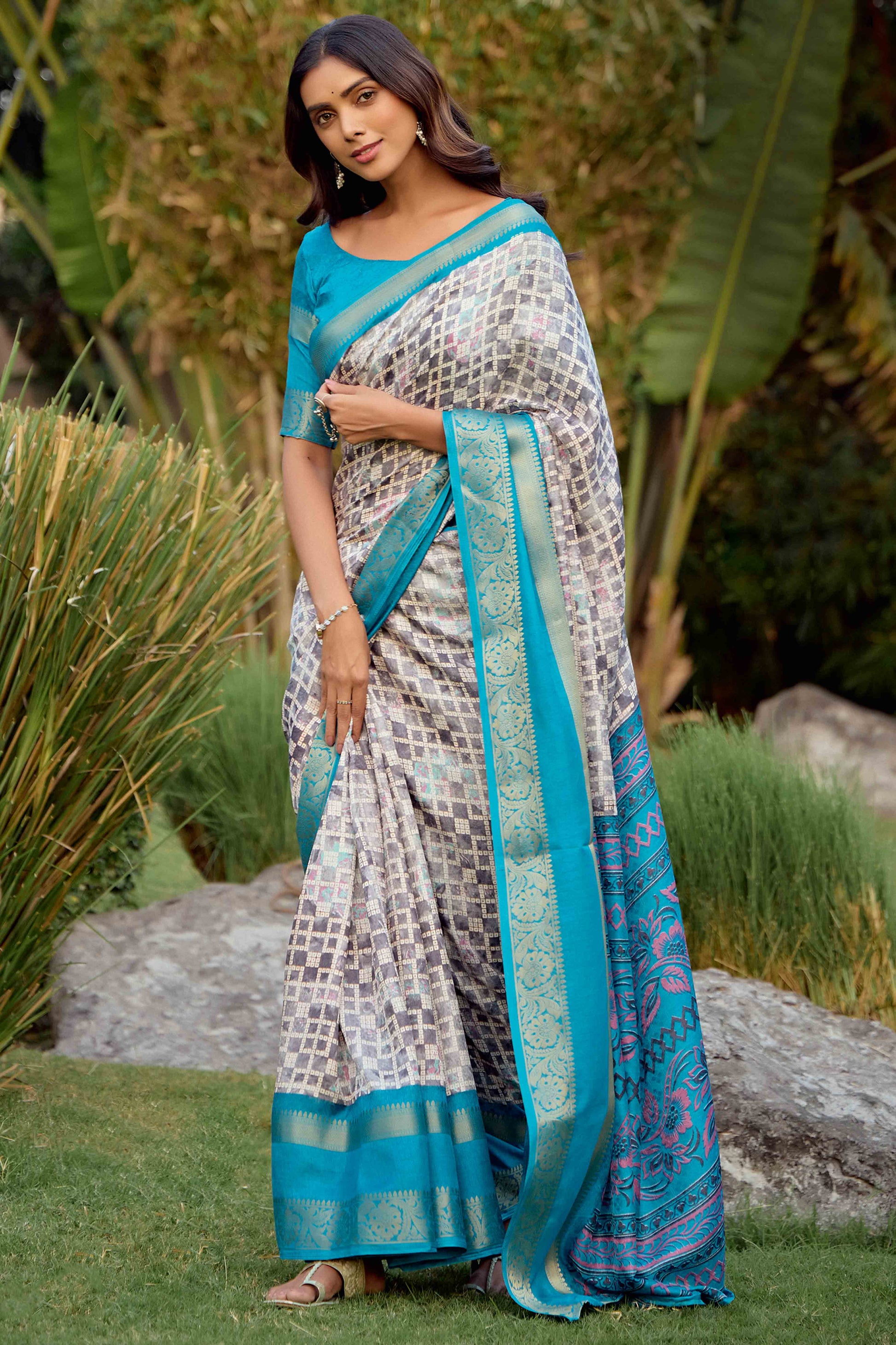 grey-geometric-printed-dola-silk-saree