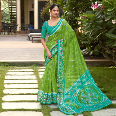 green-printed-pure-cotton-saree-with-pum-pum-border