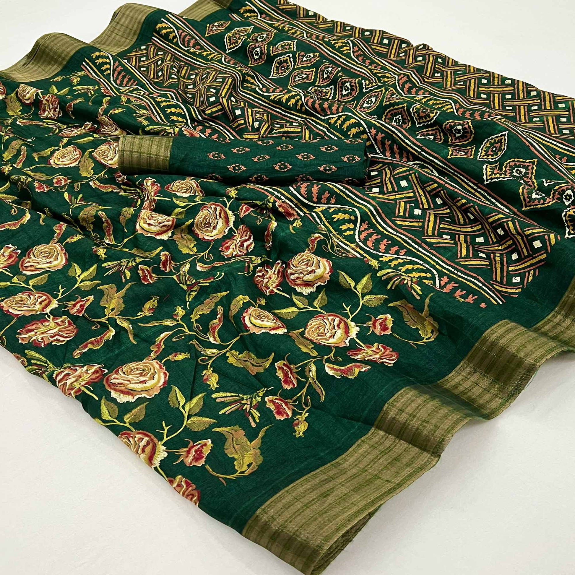 green-floral-printed-cotton-blend-saree-2