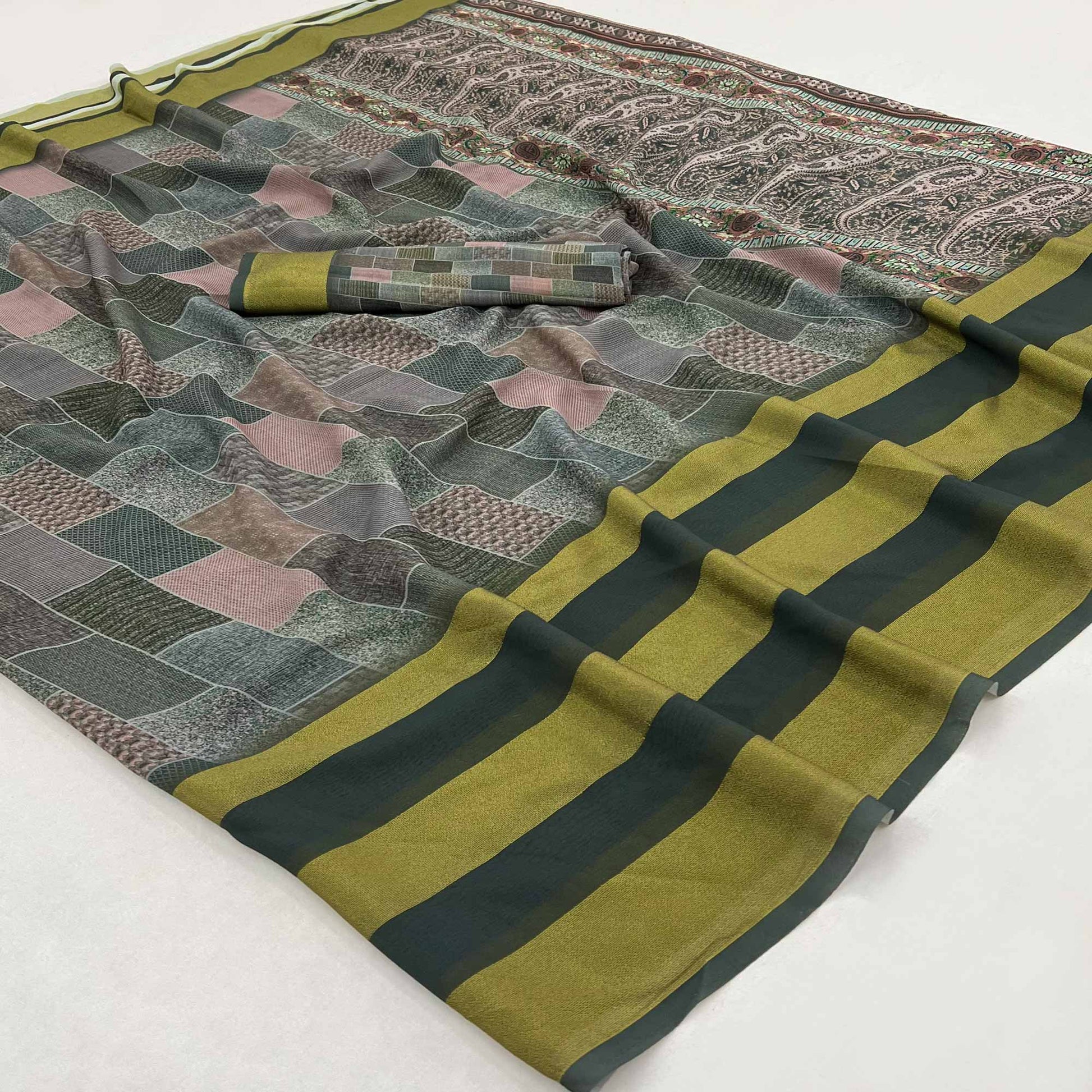 grey-digital-printed-georgette-saree-2