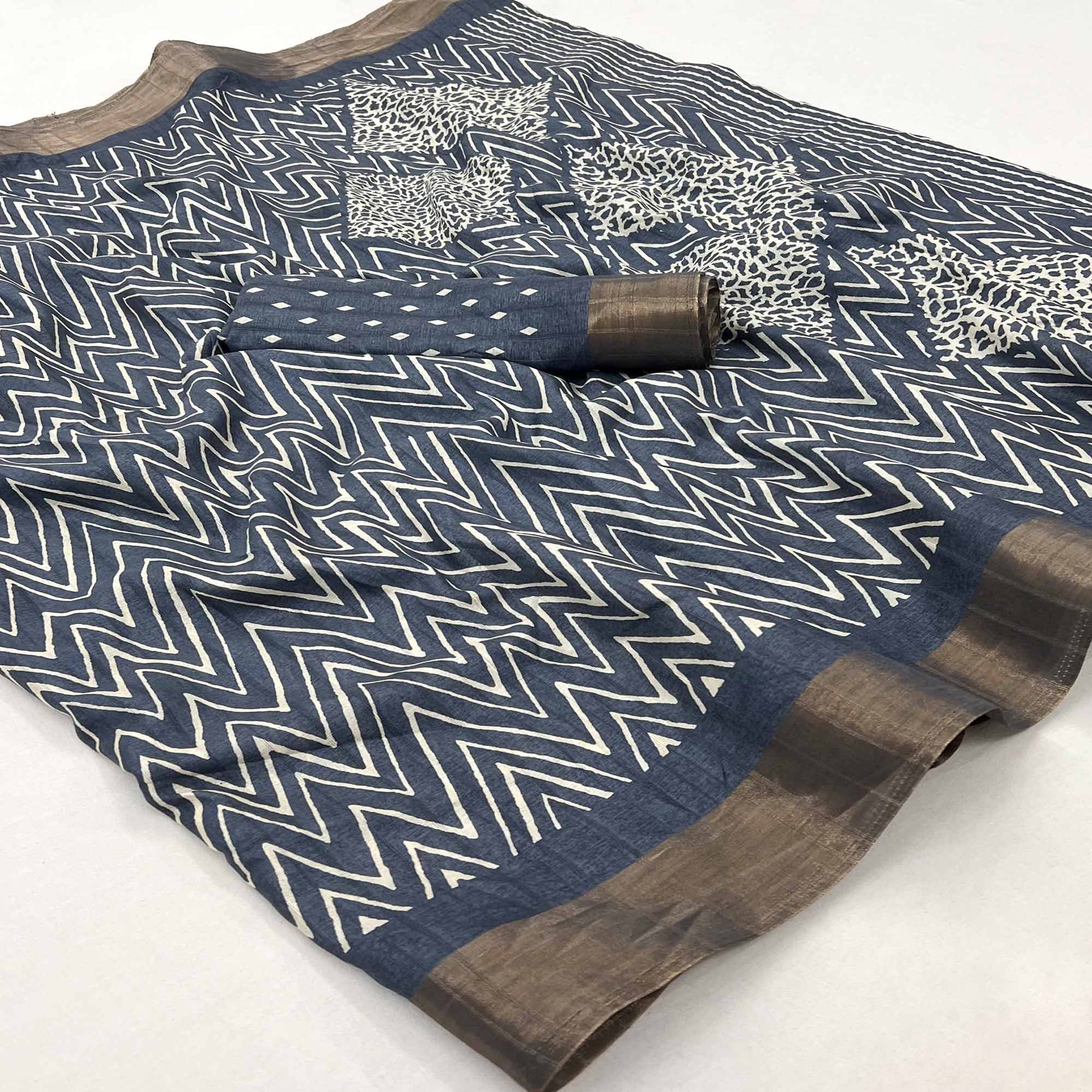 Grey Printed Cotton Blend Saree With Woven Border