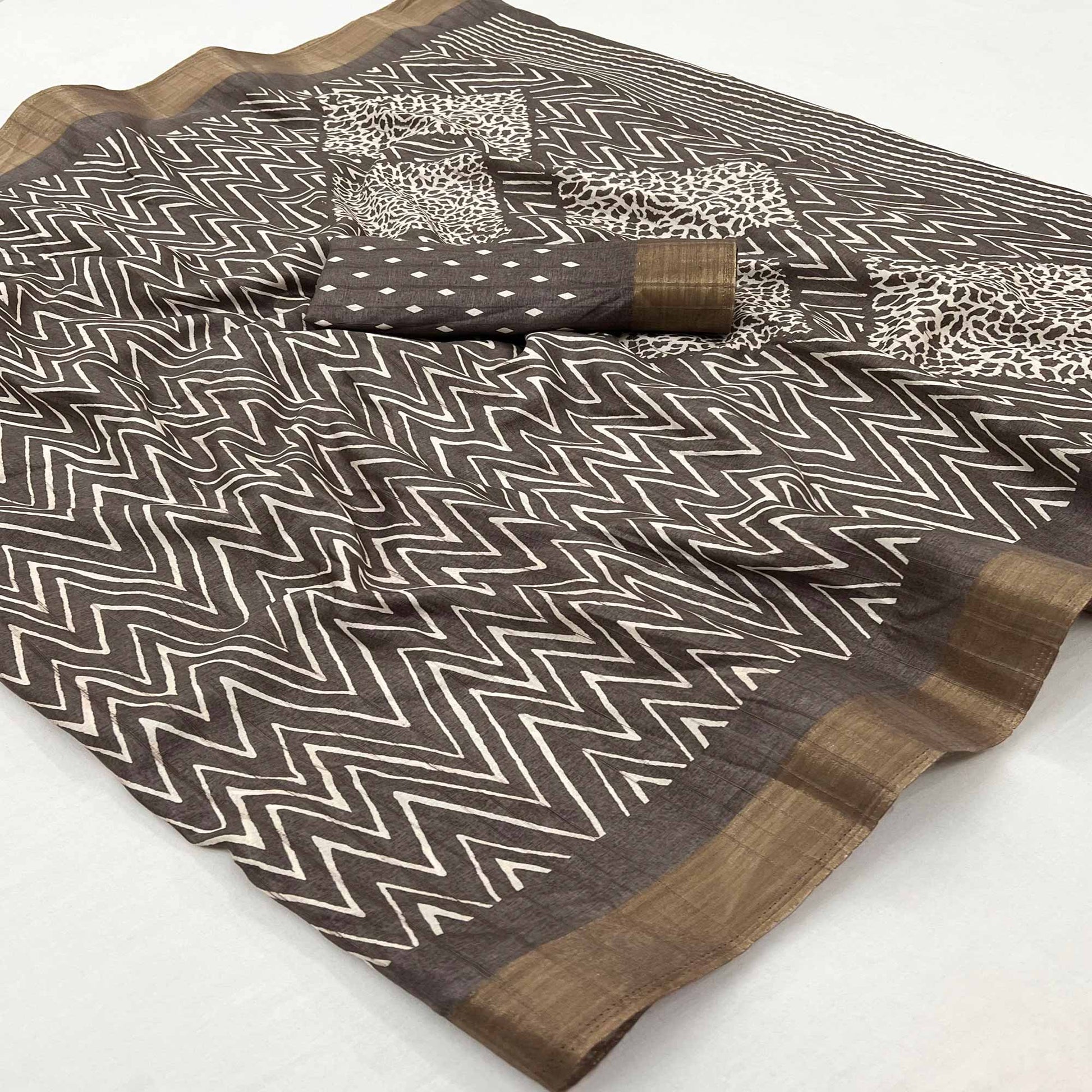 Brown Printed Cotton Blend Saree With Woven Border