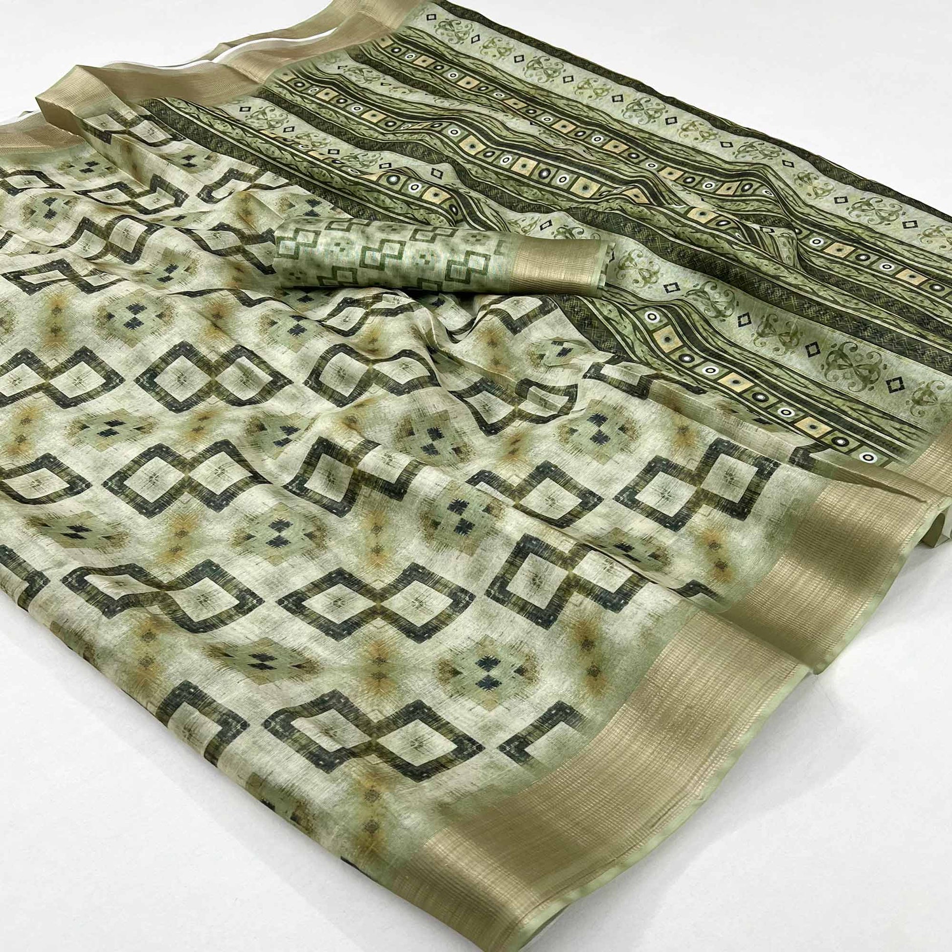 green-geometric-printed-cotton-blend-saree