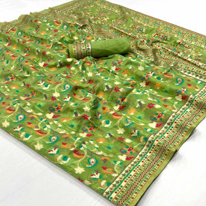green-floral-woven-cotton-blend-saree-3