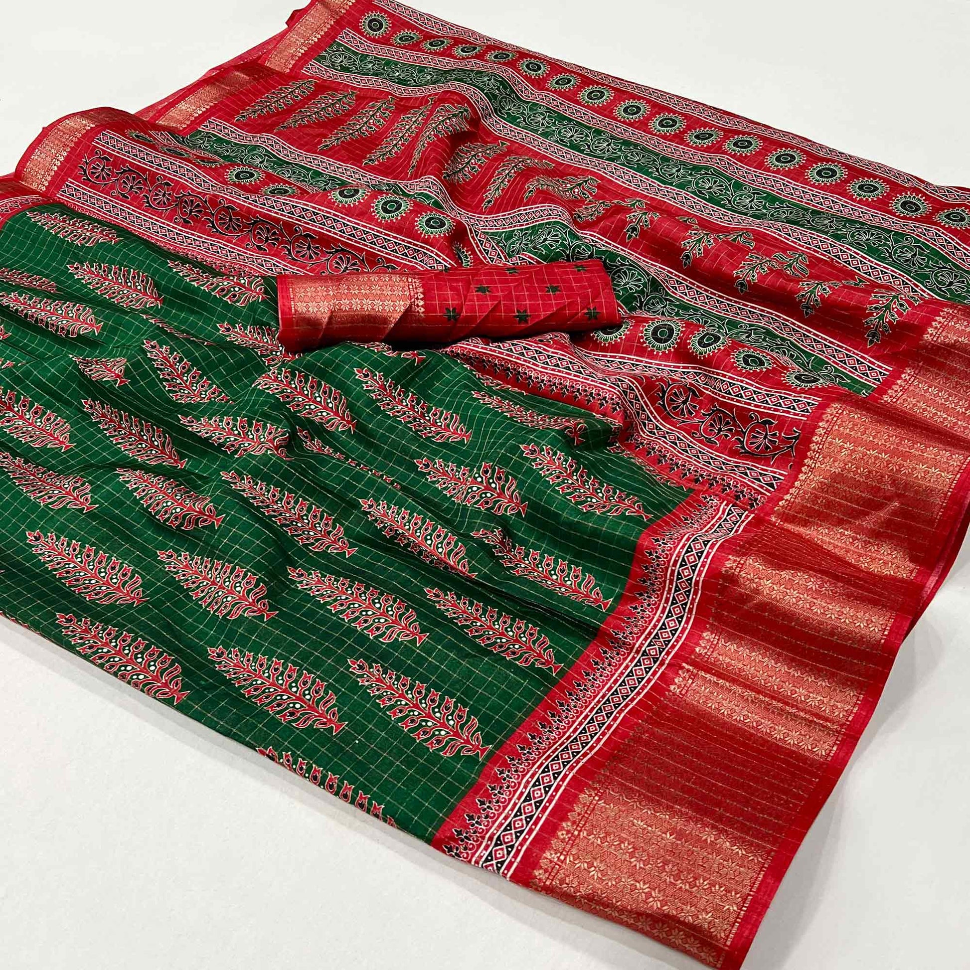 green-zari-woven-with-printed-dola-silk-saree-3