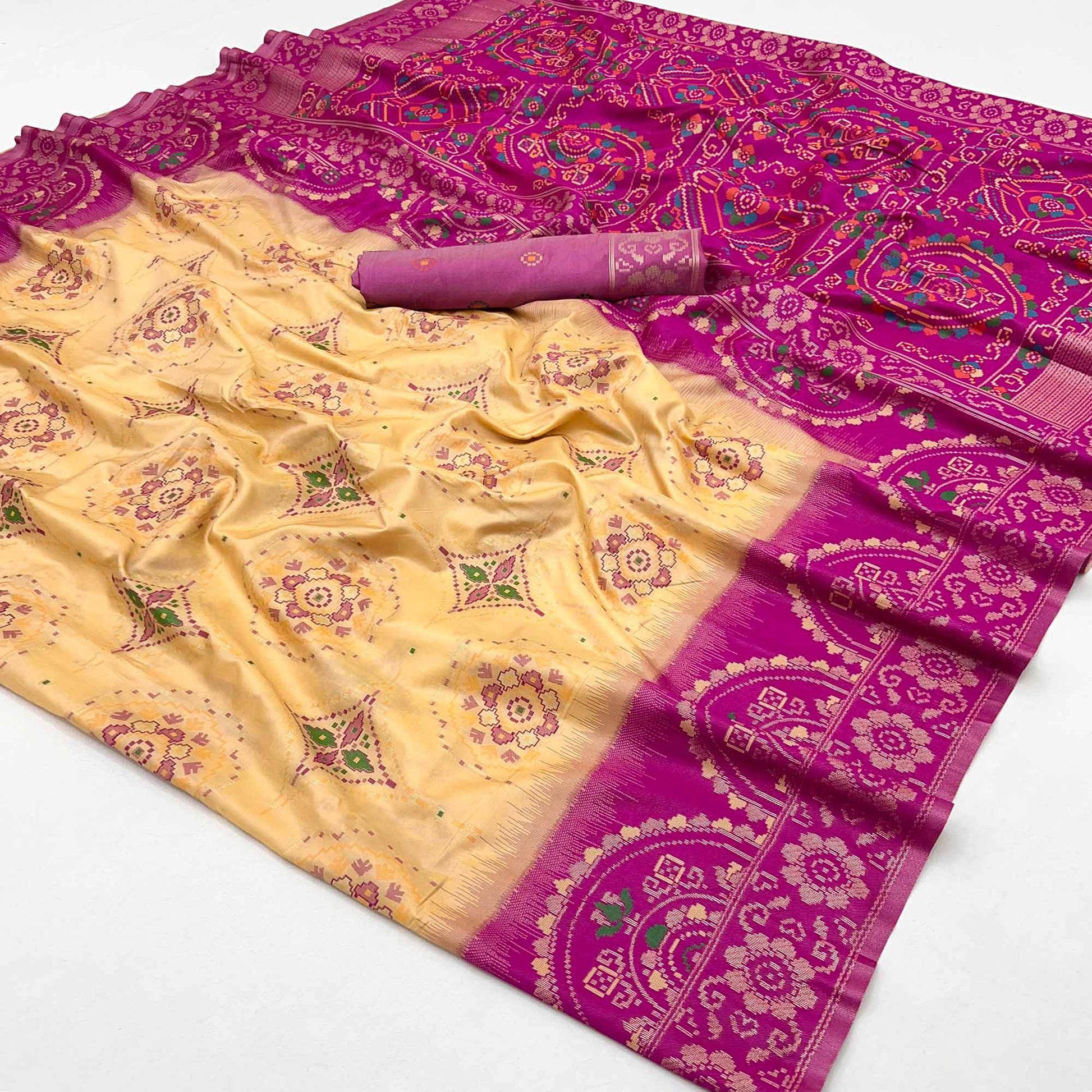 Cream & Pink Floral Woven Pure Silk Saree