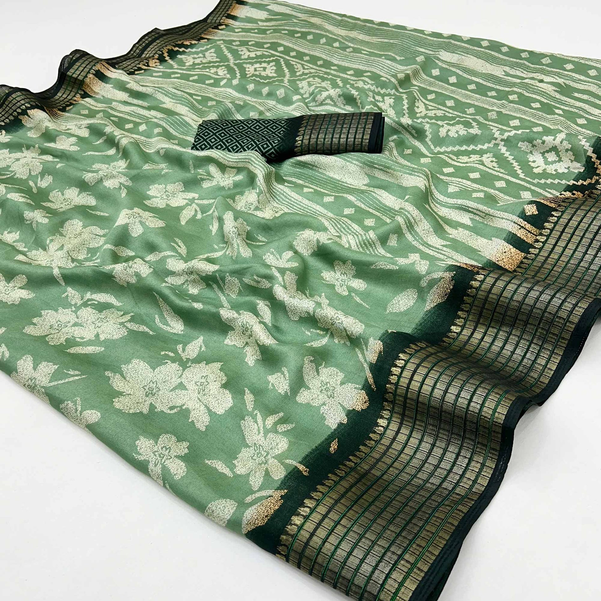 green-floral-printed-georgette-saree-with-woven-border-39