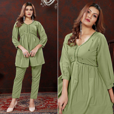 green-embroidered-cotton-blend-co-ord-set