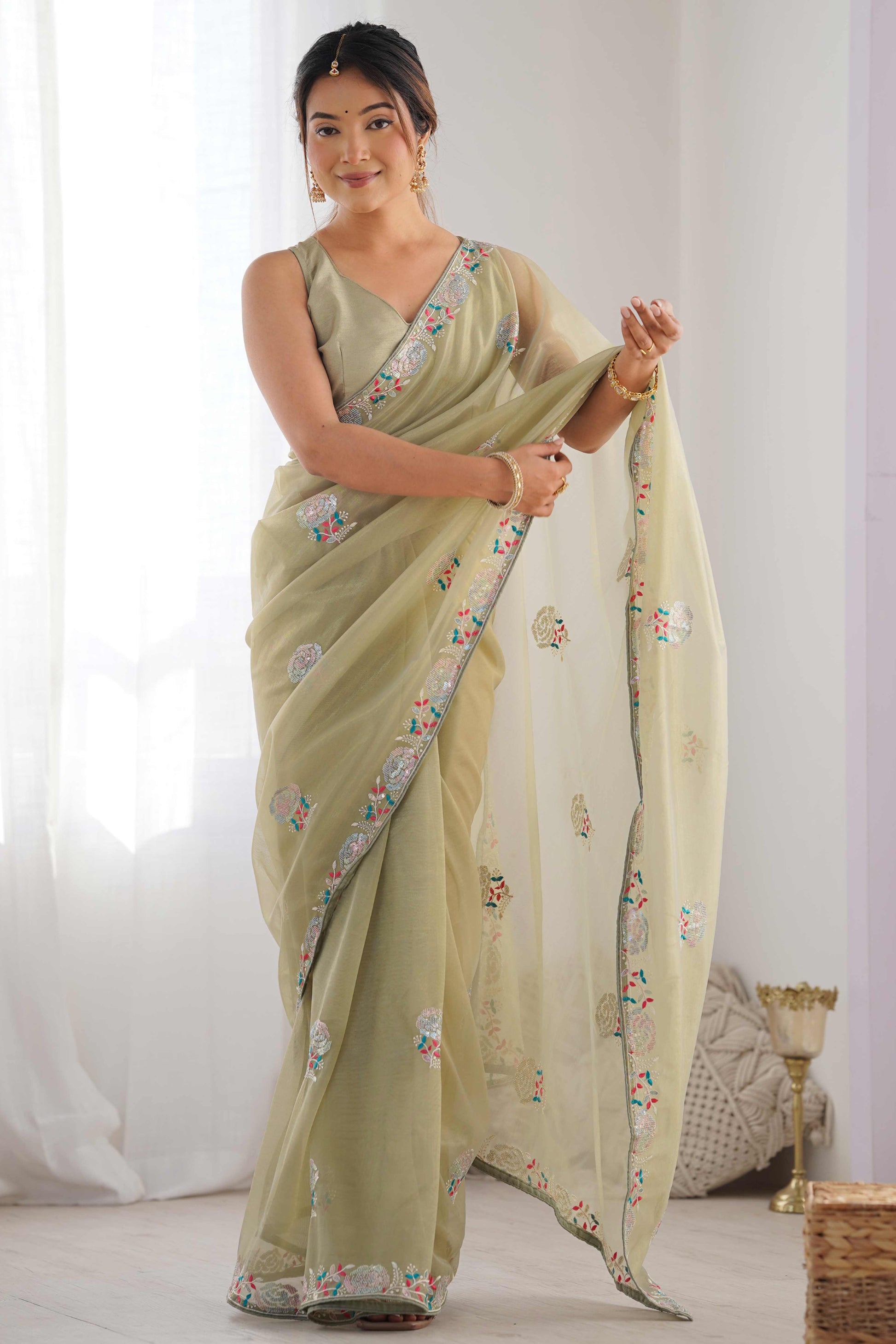 green-floral-embroidered-net-saree-27