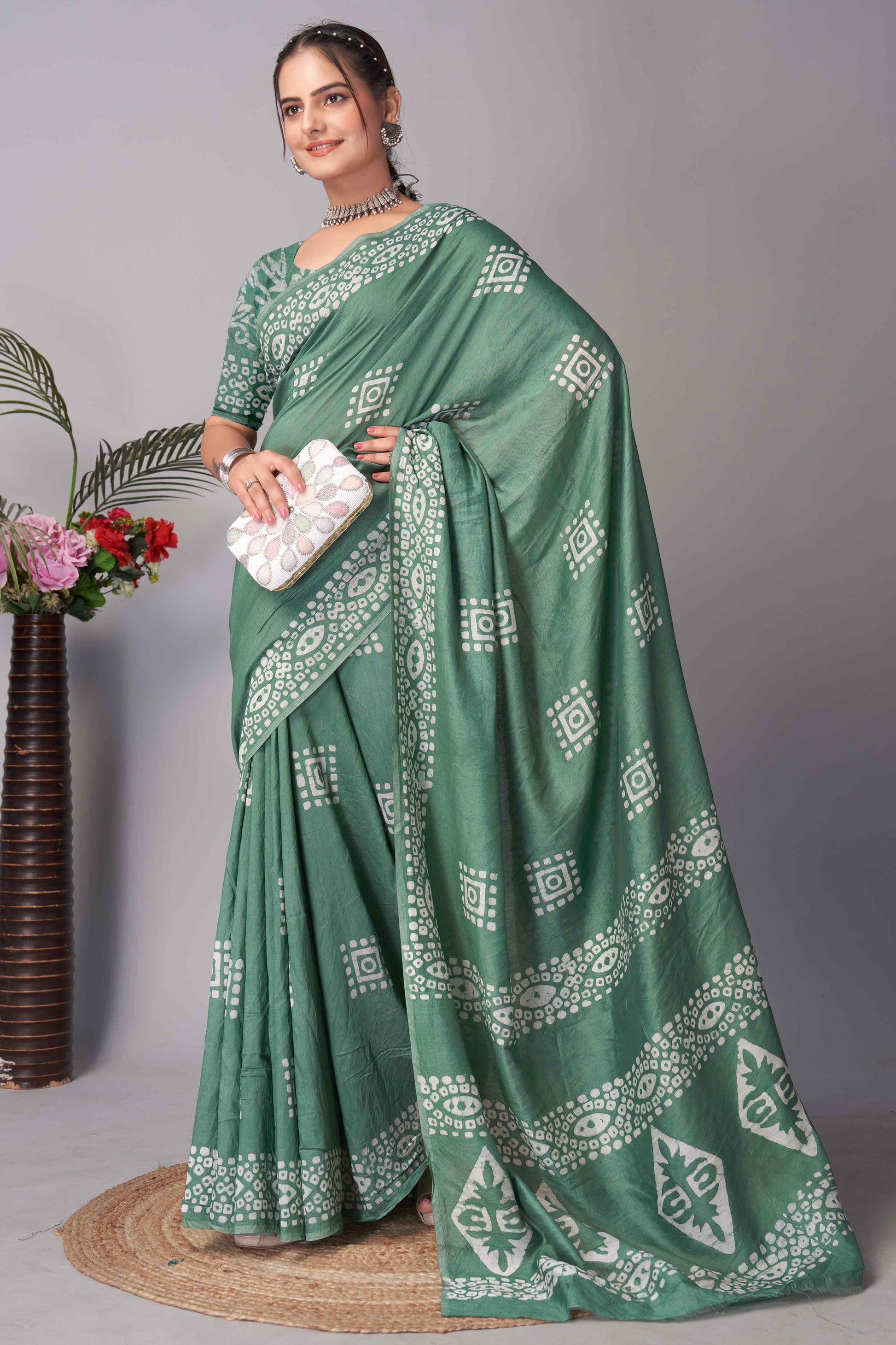 green-batik-printed-chanderi-cotton-silk-saree