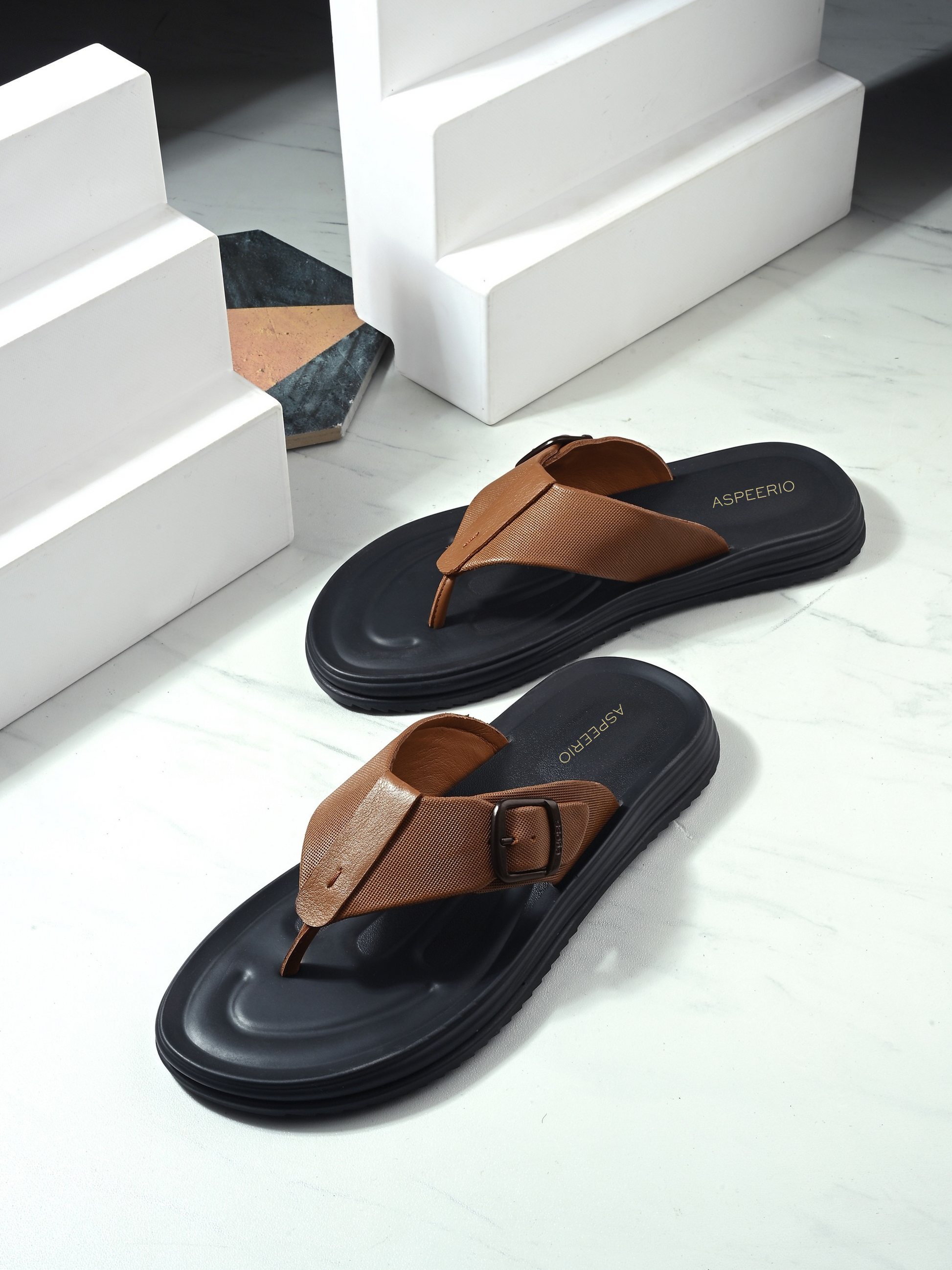 Comet Leather Slippers by Aspeerio