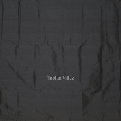 Mustad Black Patili Bomkai Silk saree with Doll Anchal