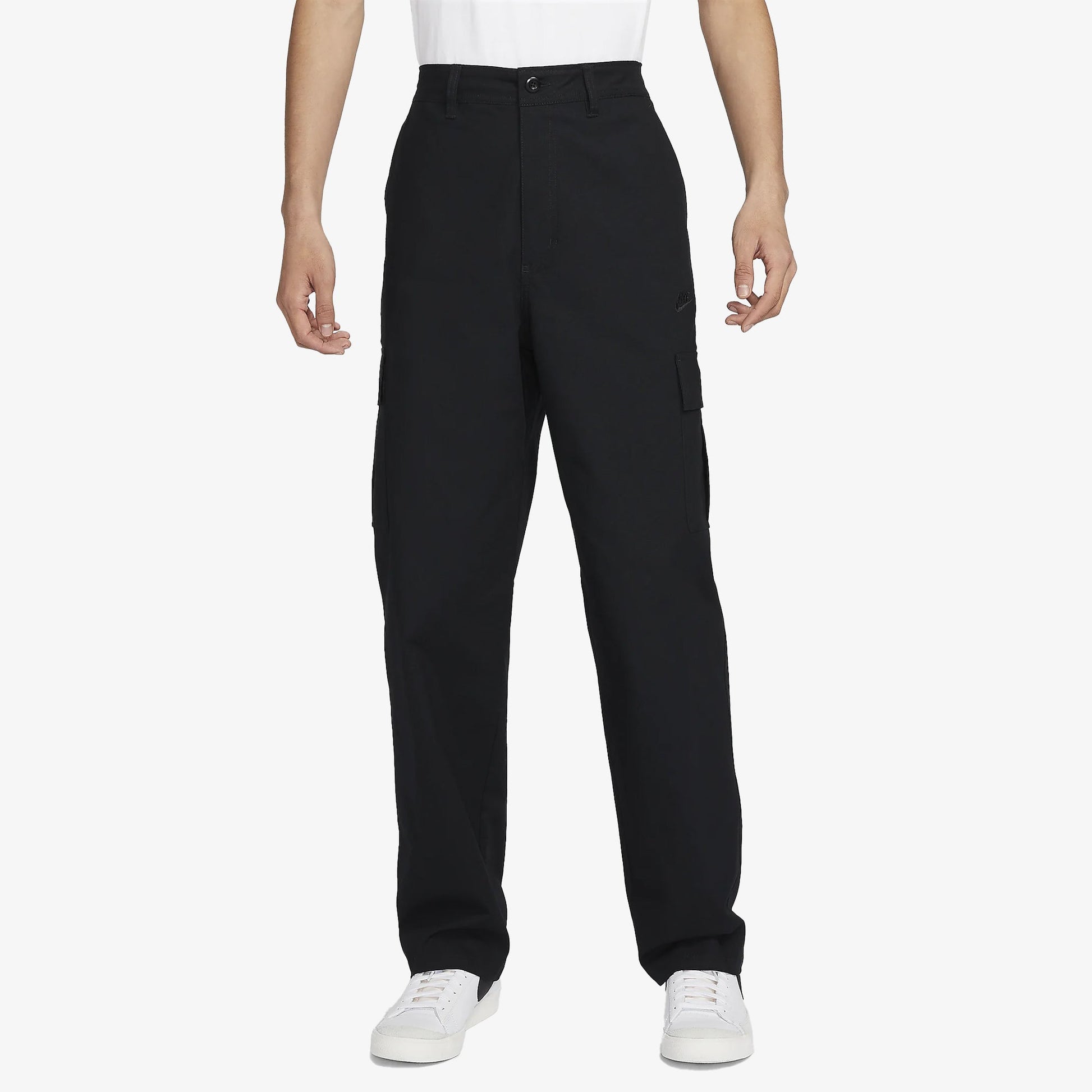 NIKE | CLUB CARGO PANTS { BLACK/BLACK