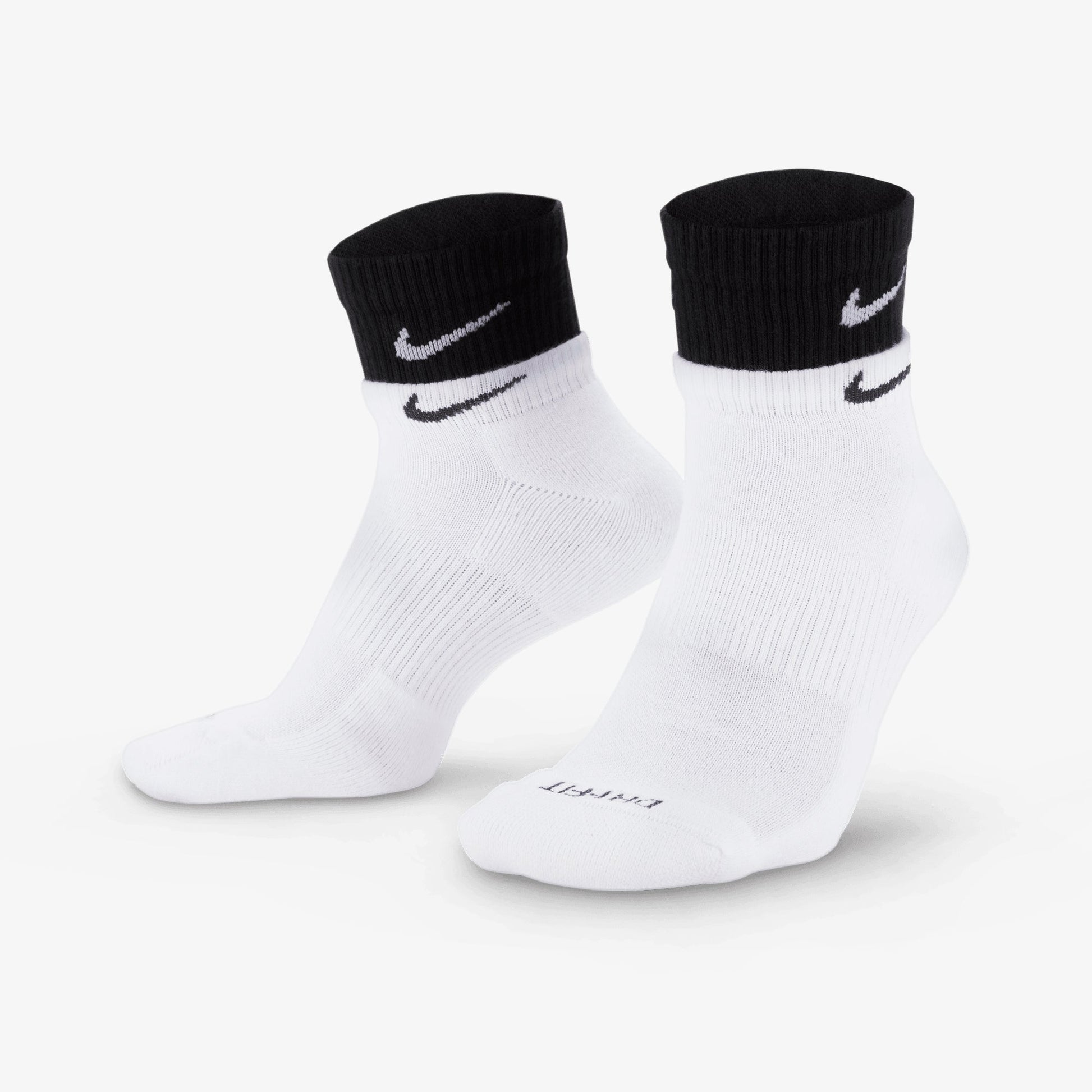 NIKE | EVERYDAY PLUS CUSHIONED SOCKS { WHITE/BLACK