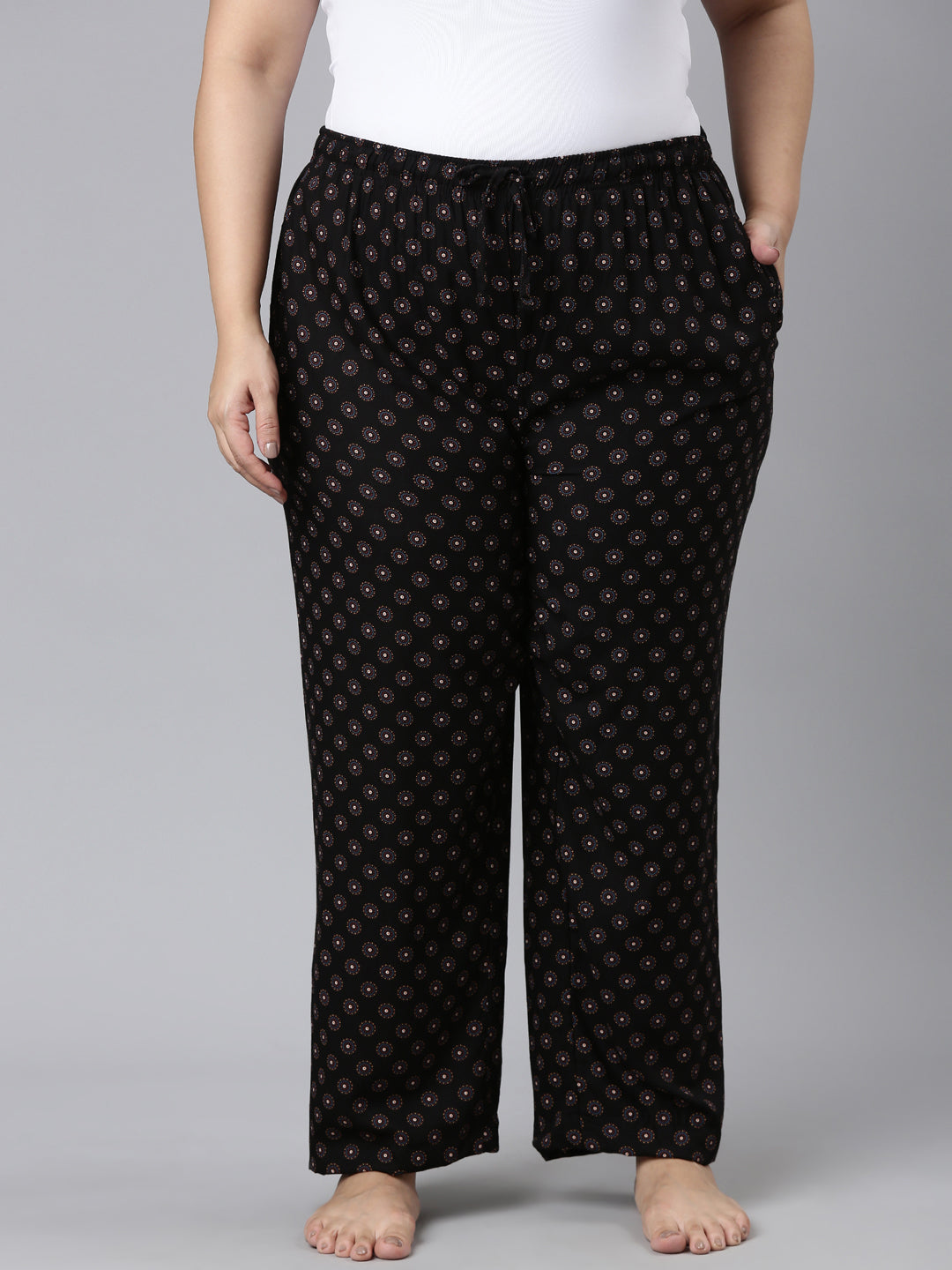 Women Printed Black Woven Viscose Lounge Pants