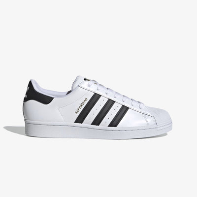 Adidas Originals | SUPERSTAR  { CORE BLACK / CLOUD WHITE