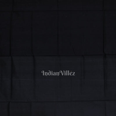 White Black Pasapali Border Design Odisha Ikat Bomkai Silk Saree